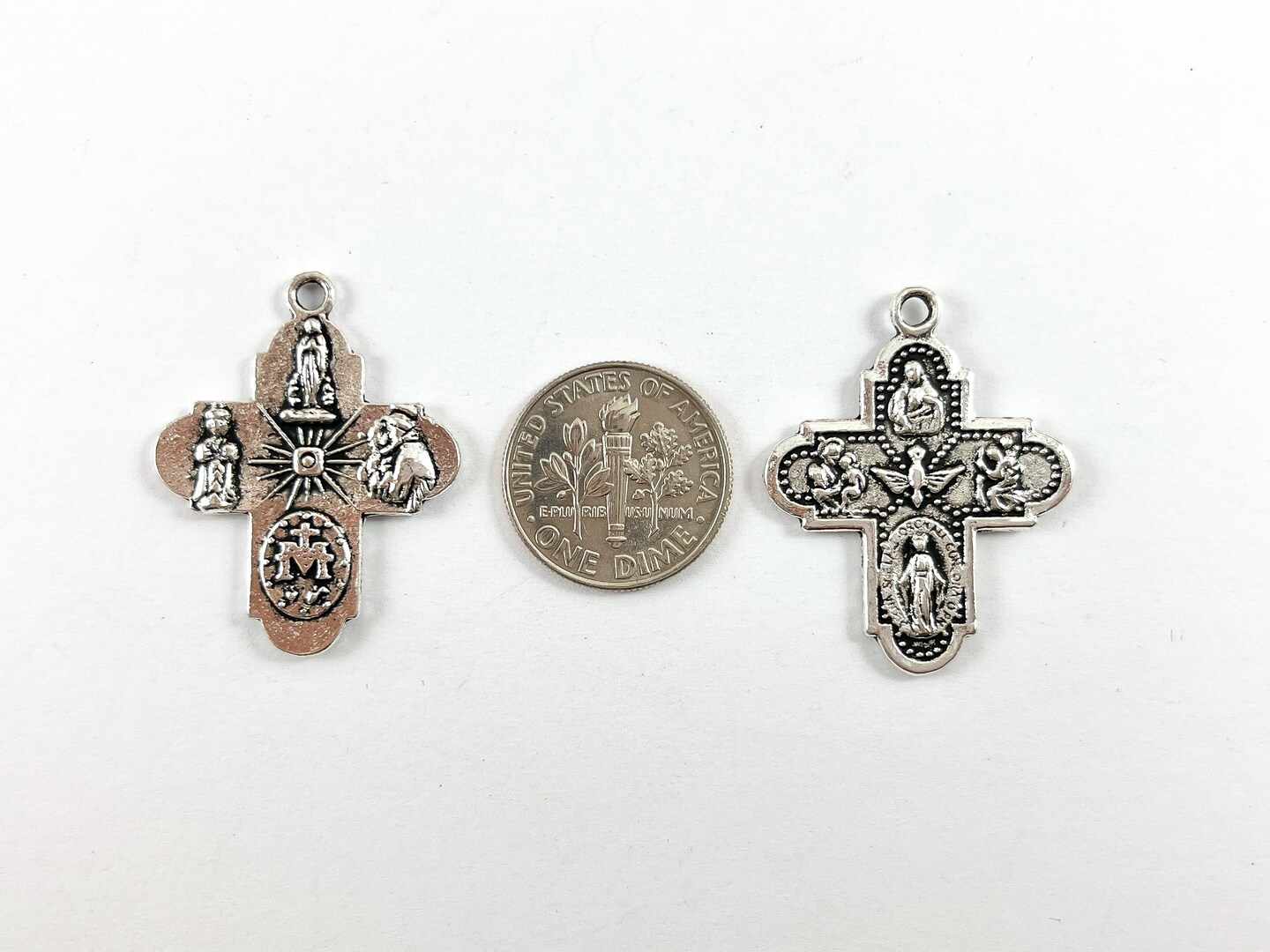23x30mm Pewter Religious Cross Pendants Bulk Order in Antique Gold, Silver, Gunmetal, Brass and Patina 4pcs