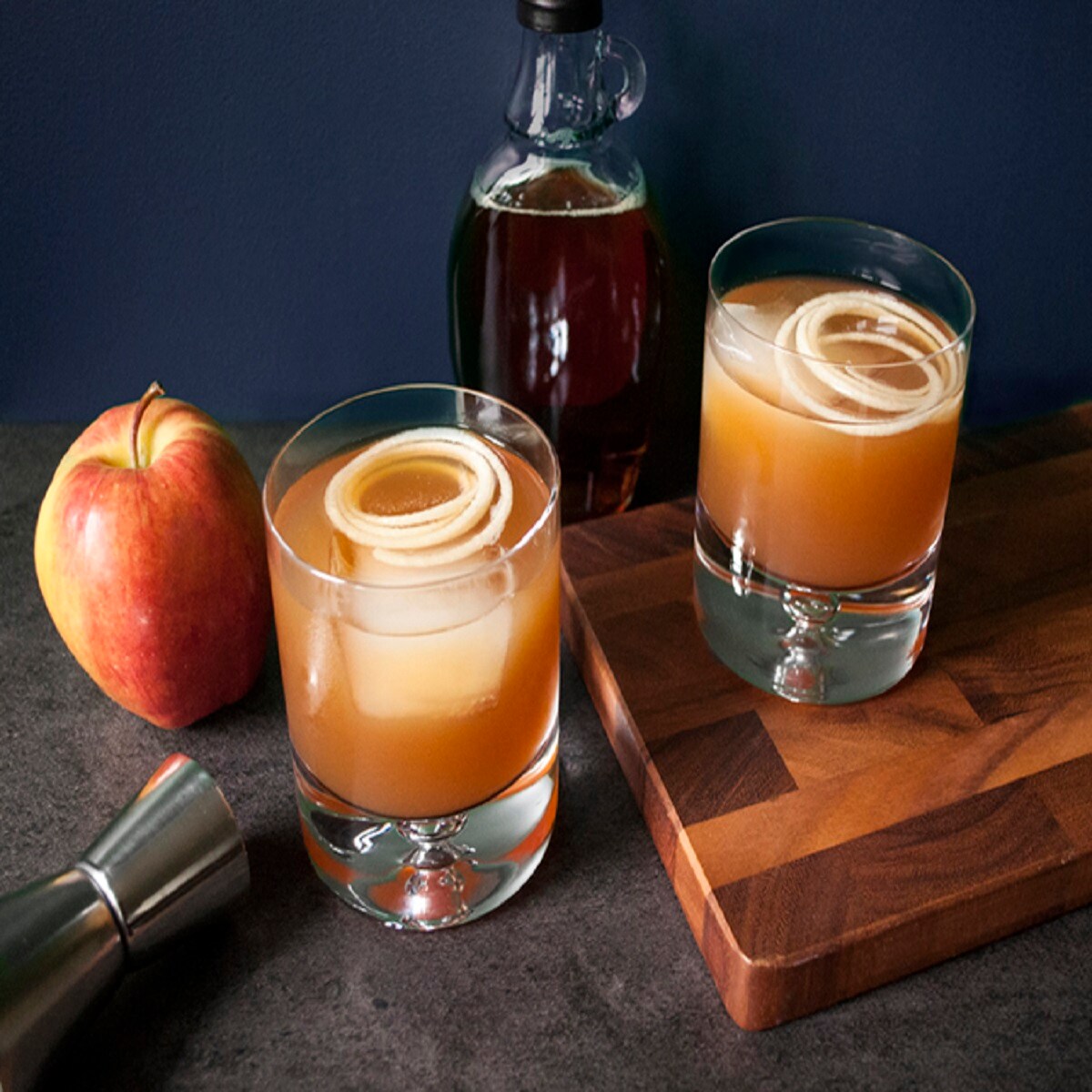 Apple Maple Bourbon Fragrance Oil (8 LB Jug) for Candle Making, Soap Making, Tart Making, Room Sprays, Lotions, Car Fresheners, Slime, Bath Bombs, Warmers…