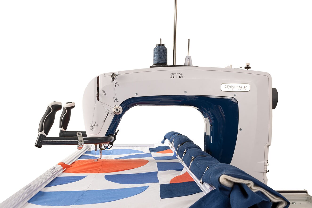 Q&#x27;nique 16X Quilting Machine and Q-Zone Queen Quilting Frame