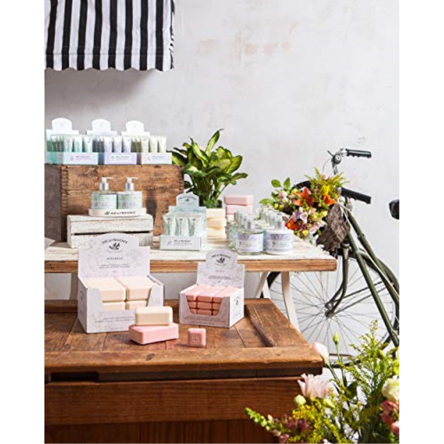 DII Autumn Leaves Embellished Table Runner 14x108&#x22;