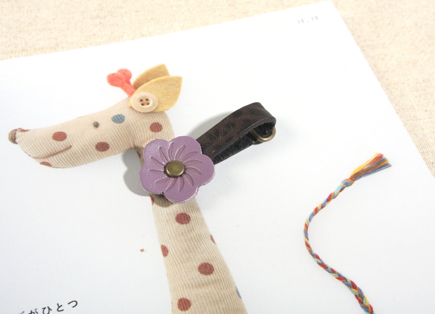 byhands 100% Genuine Leather Flower Zipper Pull