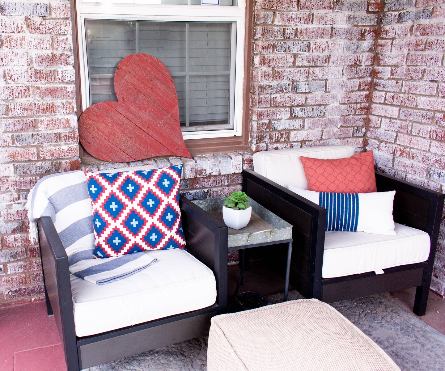Rustic Farmhouse 18 in. Reclaimed Wood Heart