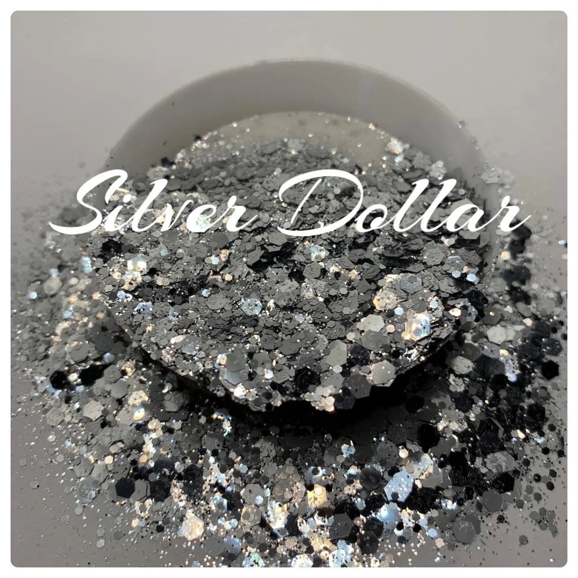 Silver Dollar: Metallic Chunky glitter 1oz