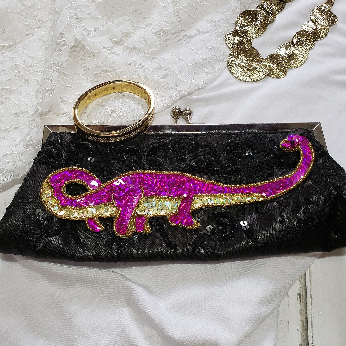 7 1/4&#x22; x 3&#x22; T-Rex Dinosaur Sequin Applique/Patch