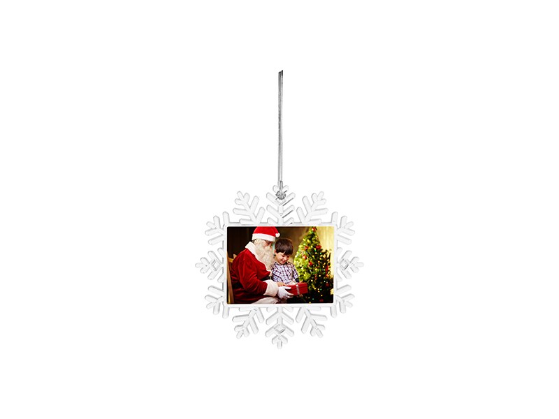 Hanging Plastic Ornament Snowflake 4.13&#x22; x 4.13&#x22;