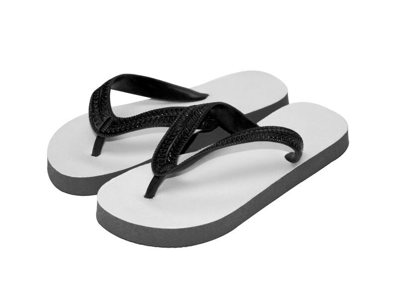 Child Flip Flops Black Medium  I-8