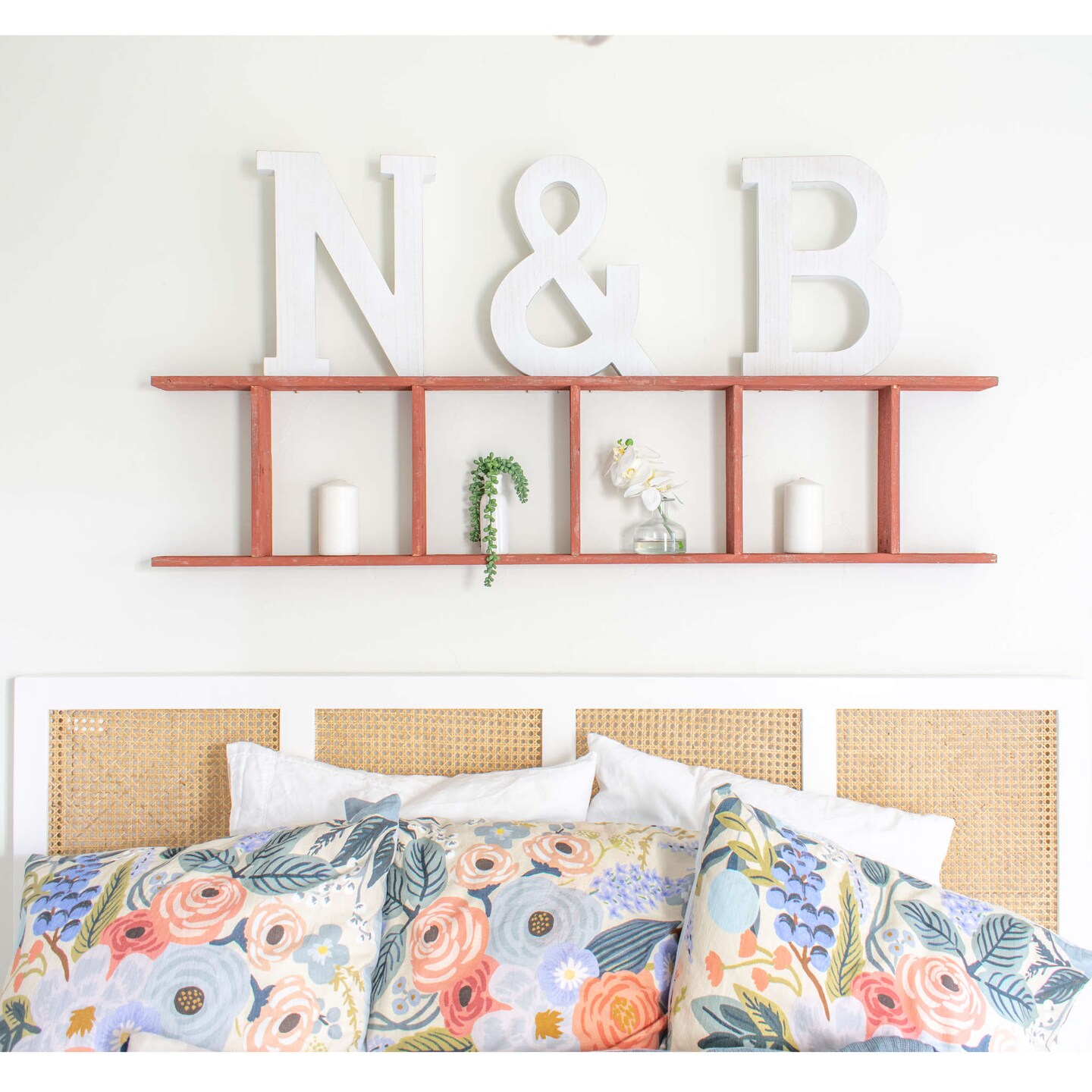 Rustic Farmhouse 5ft Reclaimed Wood Decorative Bookcase Picket Ladder