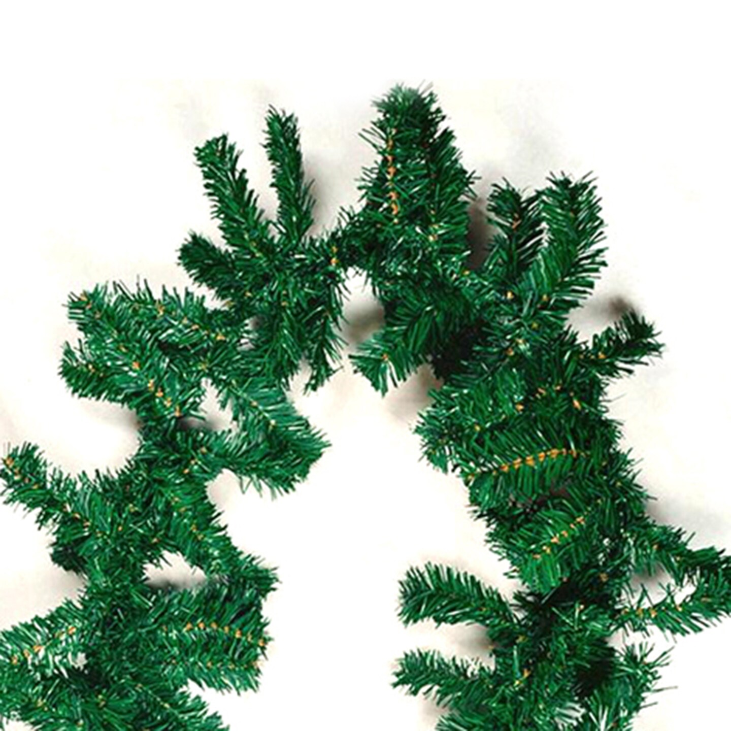 Perfect Holiday 9ft Colorado Pine Artificial Christmas Garland