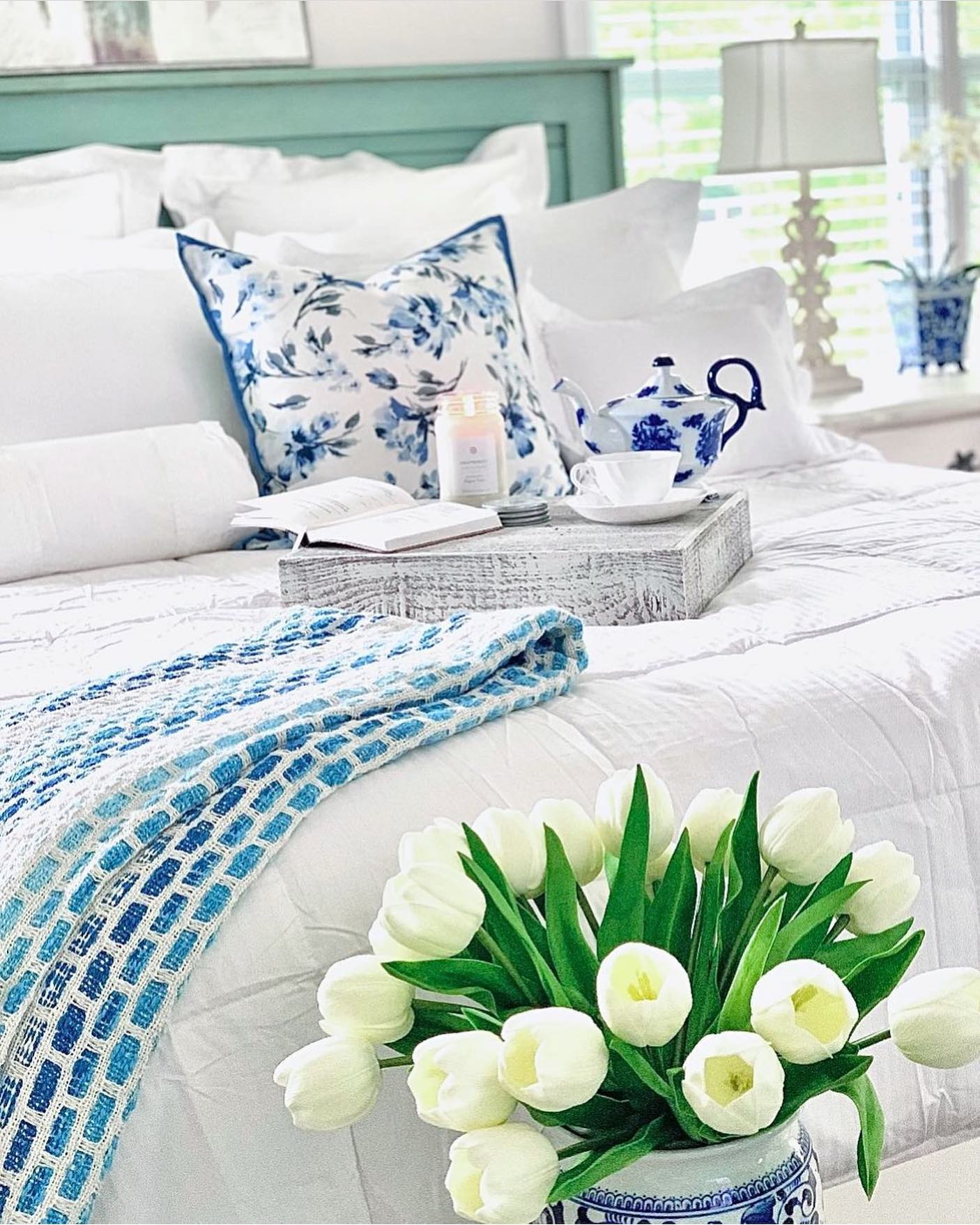 Rustic Farmhouse Decorative 15 in. x 15 in. Solid Reclaimed Wooden Display Riser/Stand