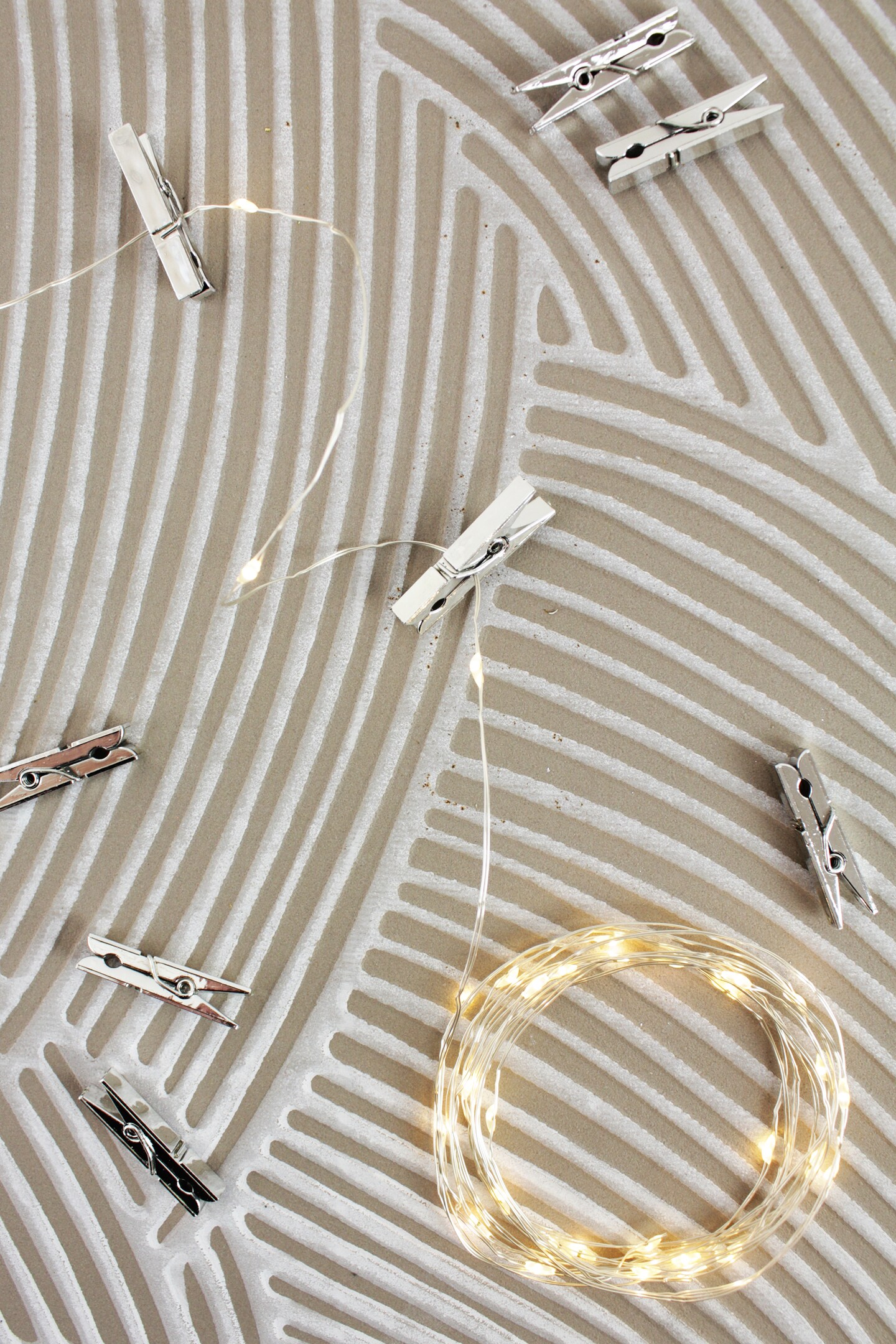 Perfect Holiday 36 LED Photo Clip String Light - Battery Operated