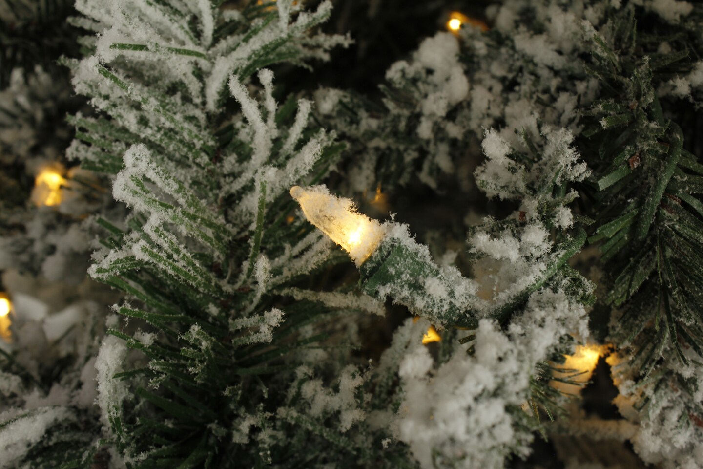 Perfect Holiday 6.5ft Alpine Fir Pre-Lit Artificial Christmas Tree - Snow Flocked