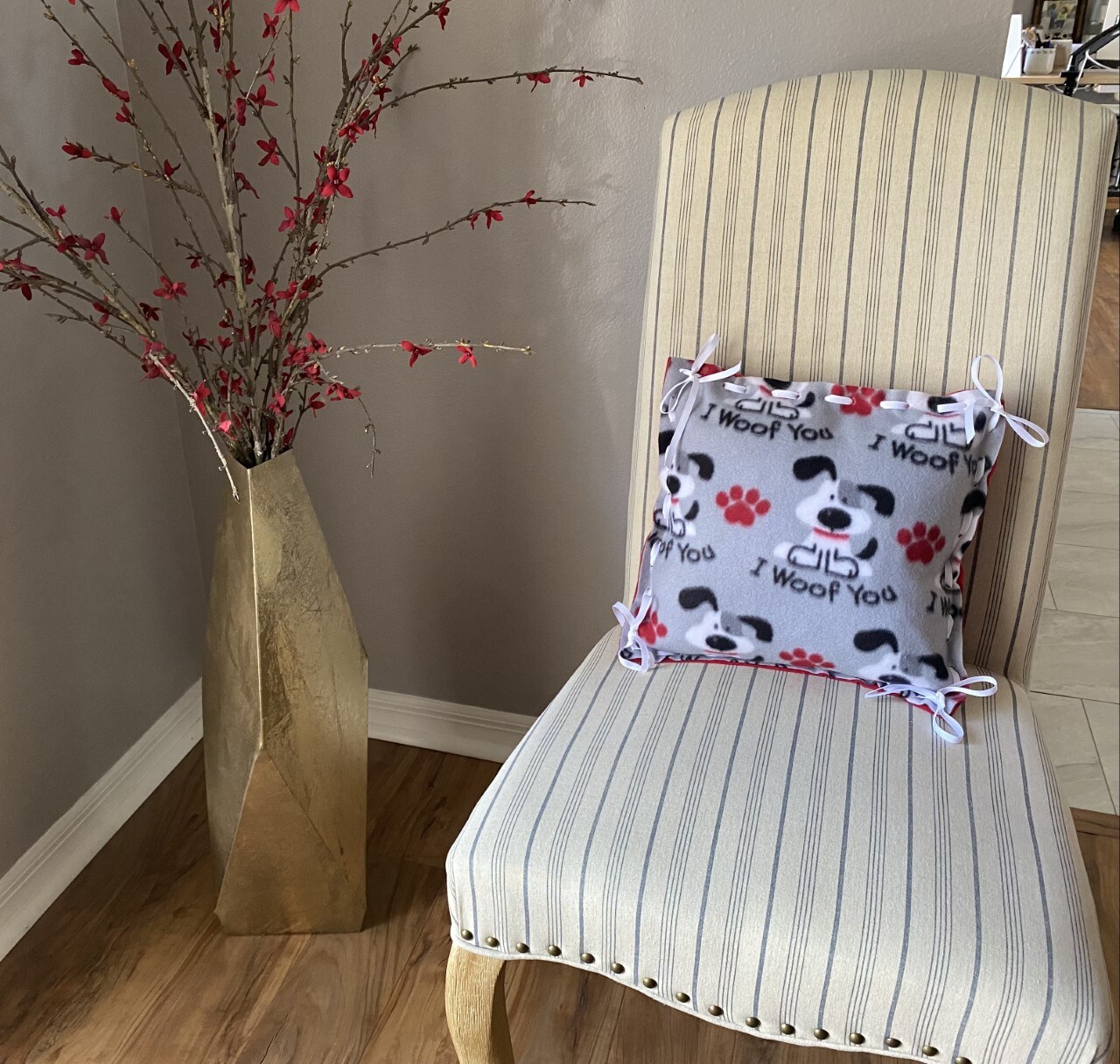 Make Your Own Fleece Pillow Kit for Elderly, Low Vision, Dementia, Blind, Disabled & Child Friendly, No Knotting, Simple Lacing, Insert Included, Gray, Red, Black, White I Woof You Pattern