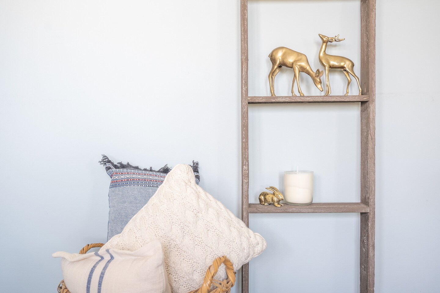 Rustic Farmhouse 4ft Reclaimed Wood Decorative Bookcase Picket Ladder