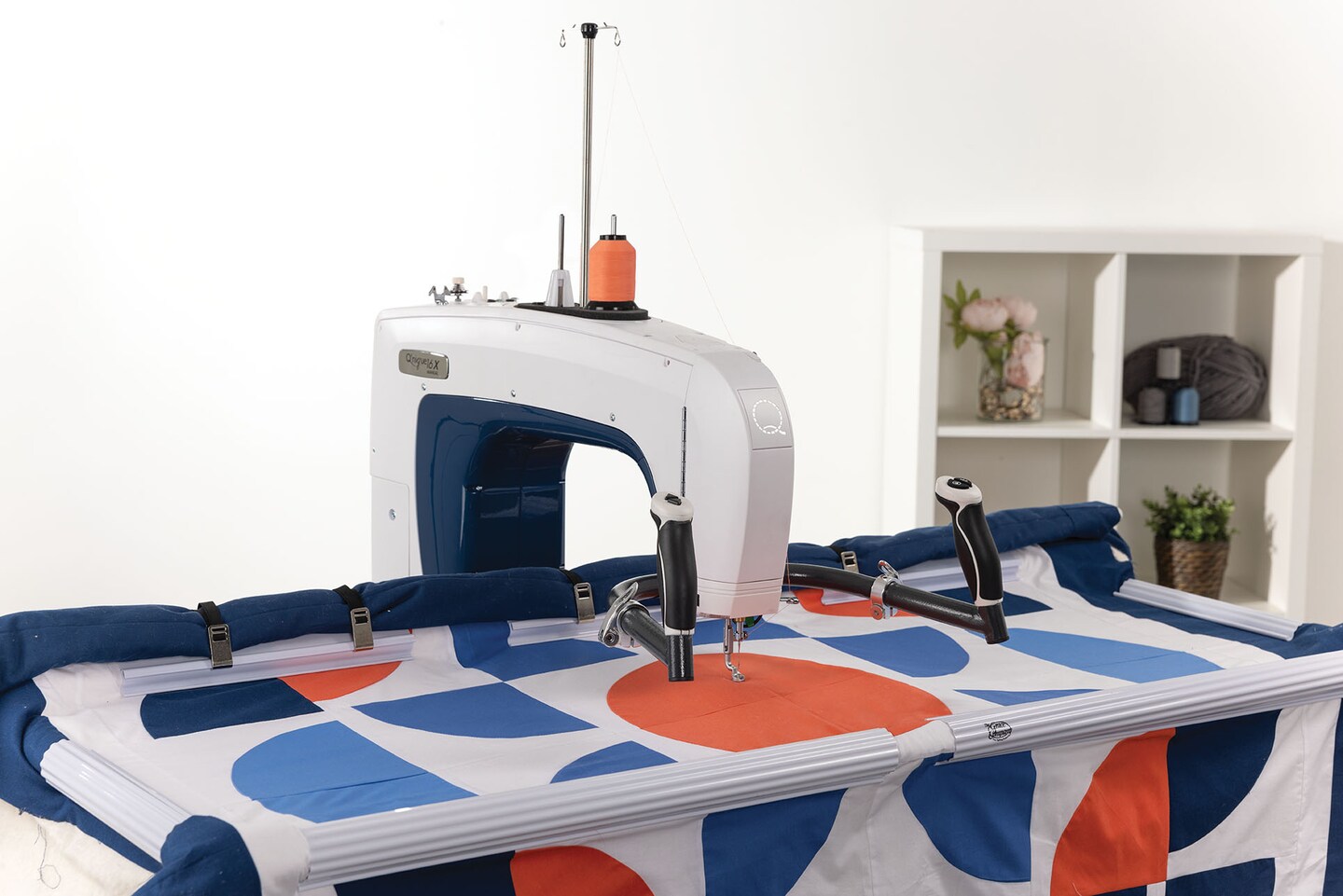 Q&#x27;nique 16X - Manual Quilting Machine and Q-Zone Hoop Quilting Frame