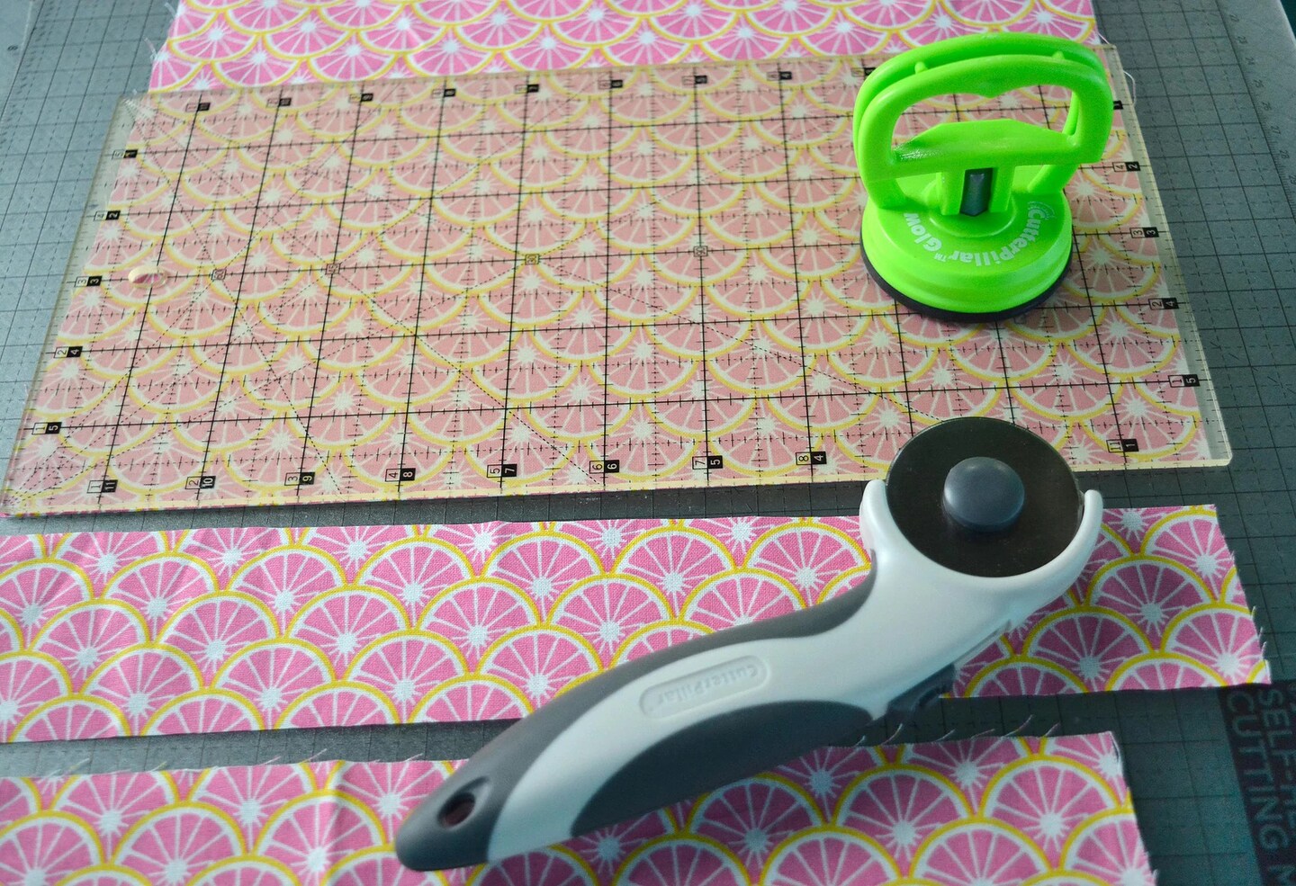 Mini Quilting Clamp for Holding, Cutting and Moving Quilting Ruler