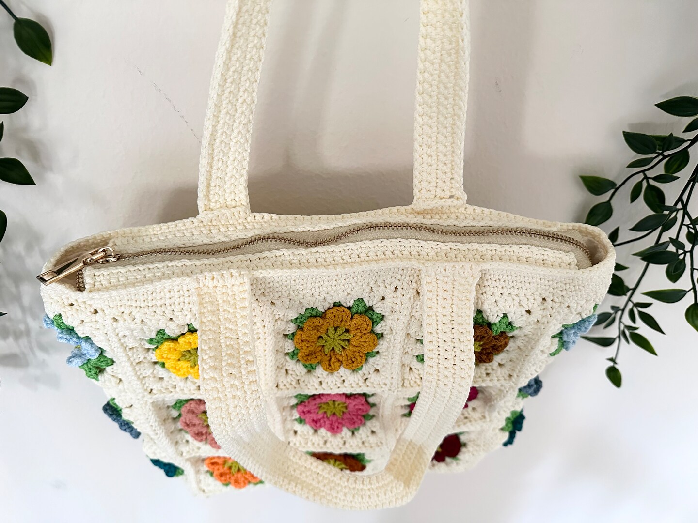 Handmade Crochet Flower Bag Purse with Zipper n Inner Cloth