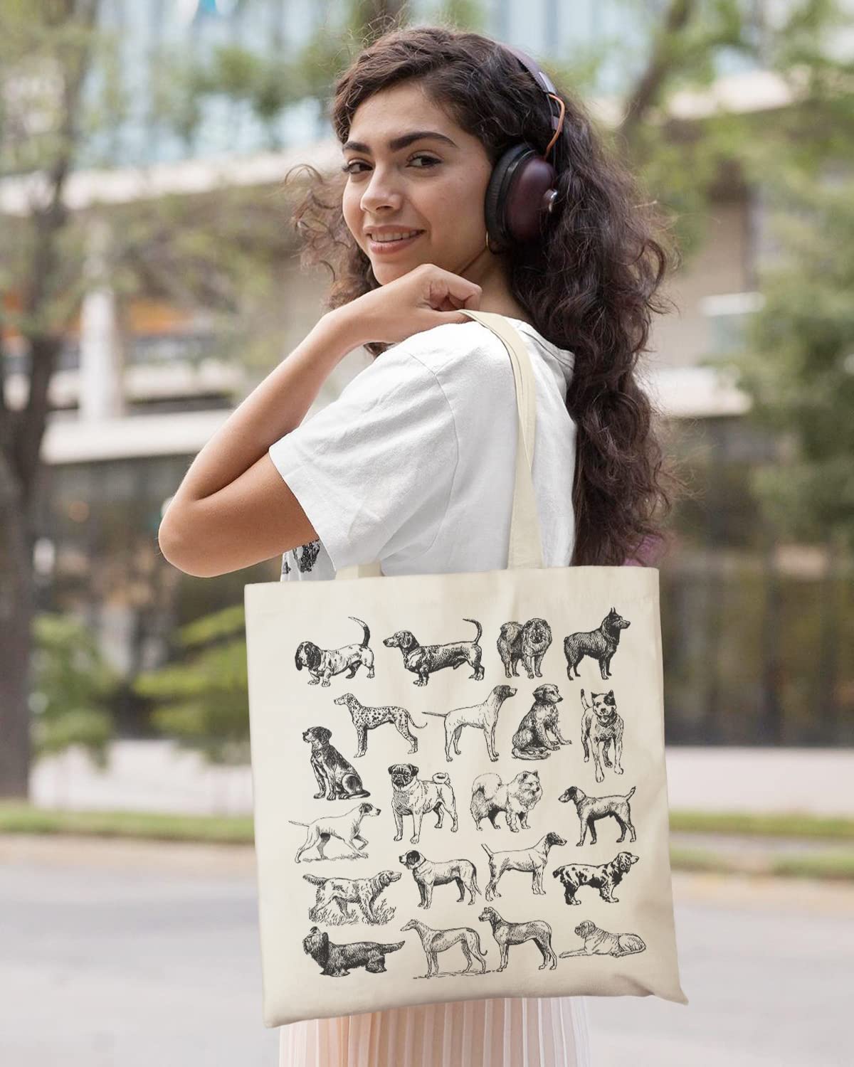 AUSVKAI Canvas Tote Bag Aesthetic for Women, Cute Trendy Dog Hand Drawn Reusable Cloth Cotton Bags with Handle for Grocery College Shopping Beach