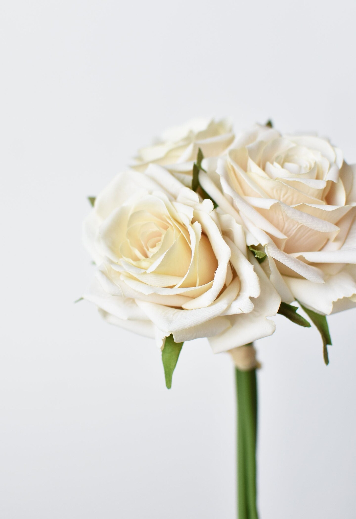7.5&#x22; Faux Cream Rose Bundle (3)