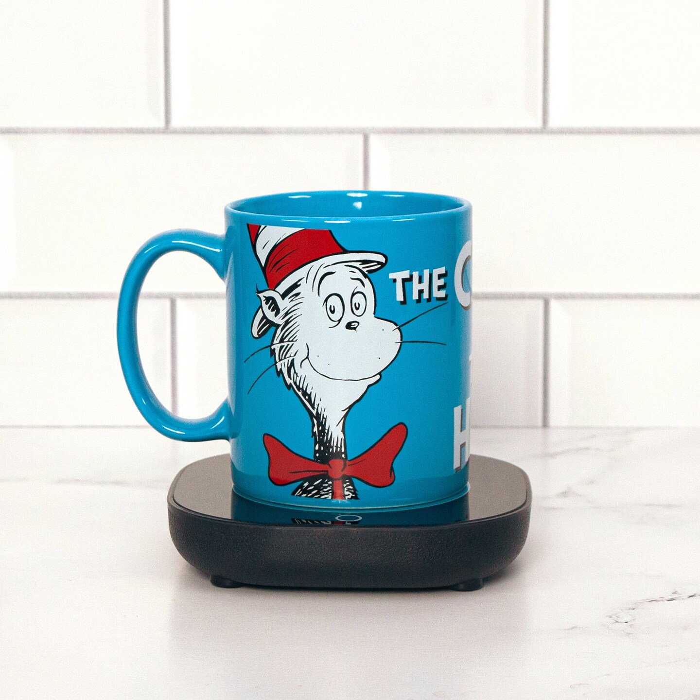 Uncanny Brands Dr. Seuss Cat In The Hat Mug with Warmer