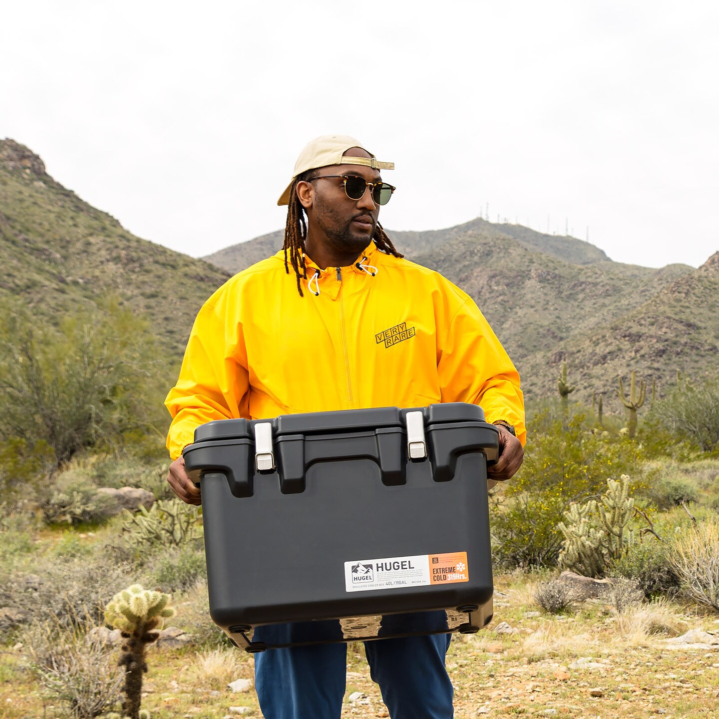 IRIS USA 44 QT Insulated Extremely Cold Cooler Box, 13 Day Ice Retention, Heavy Duty Cooler with Secure Metal Buckles and Vacuum-Insulated Panels, 1 Pack, Durable Ice Chest with Built-in Handles, Gray