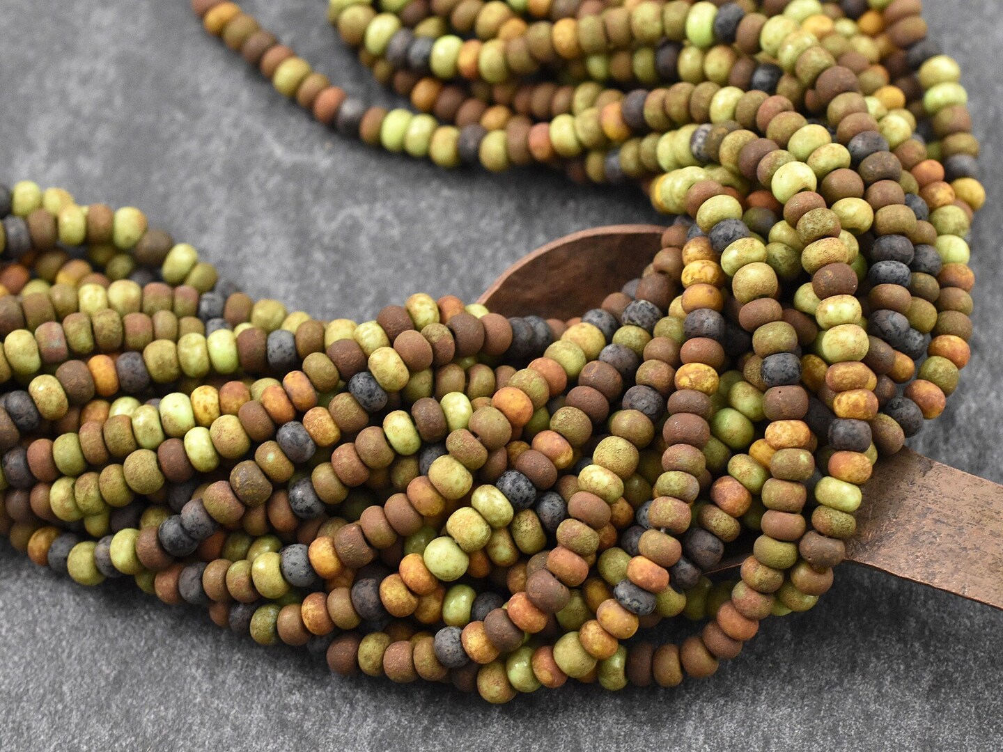 5/0 Aged Matte Rustic Mosaic Picasso Mix Seed Beads (20&#x22; Strand)