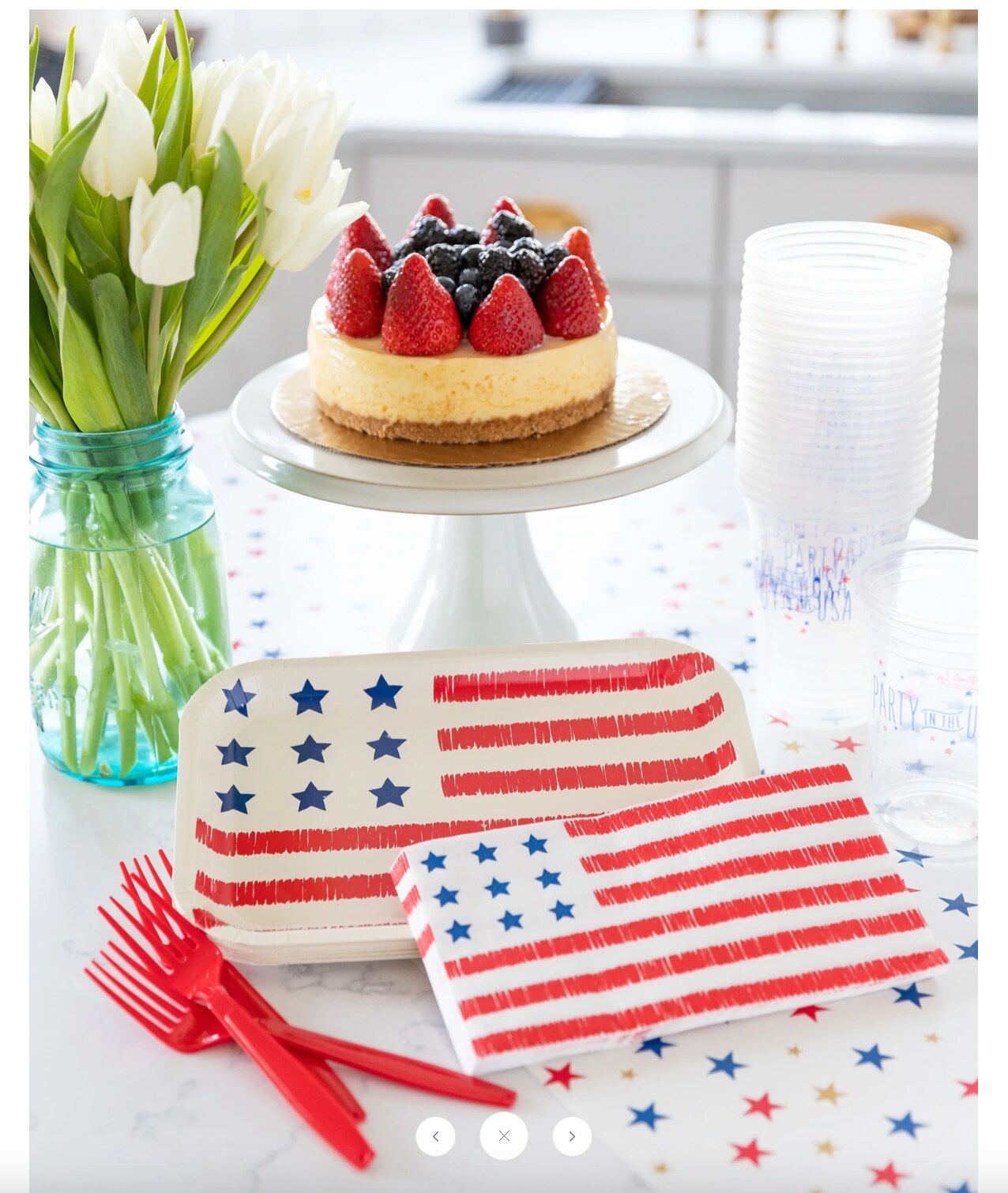4th of July Red, White &#x26; Gold Star Table Runner - Patriotic Decor