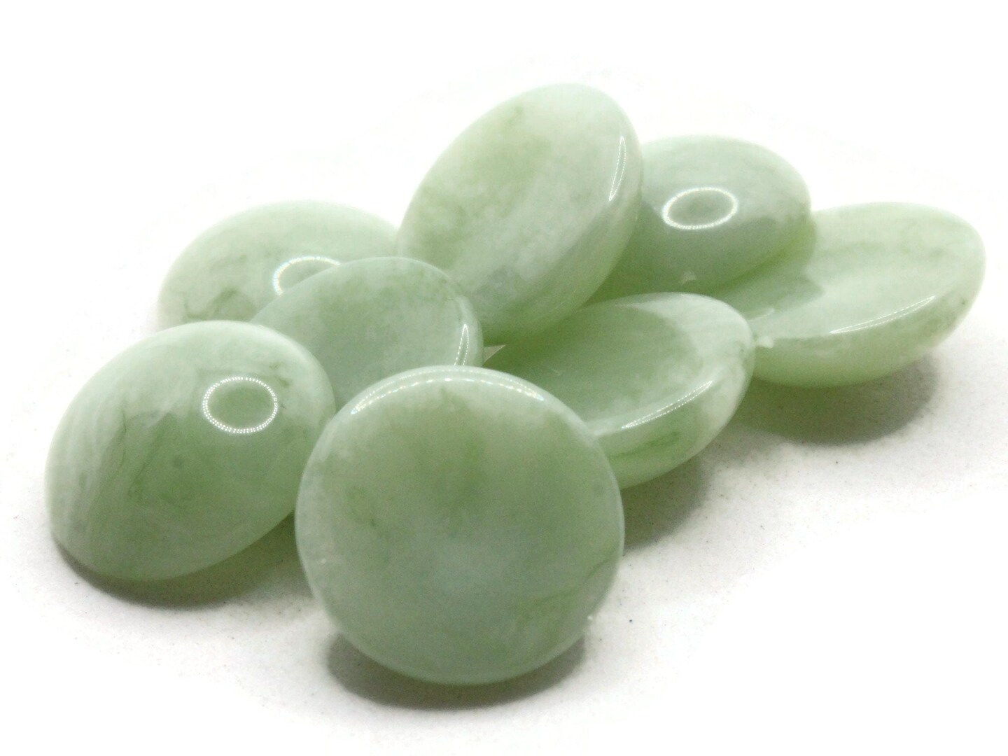 8 18mm Green Speckled Flatback Round Vintage Lucite Cabochons