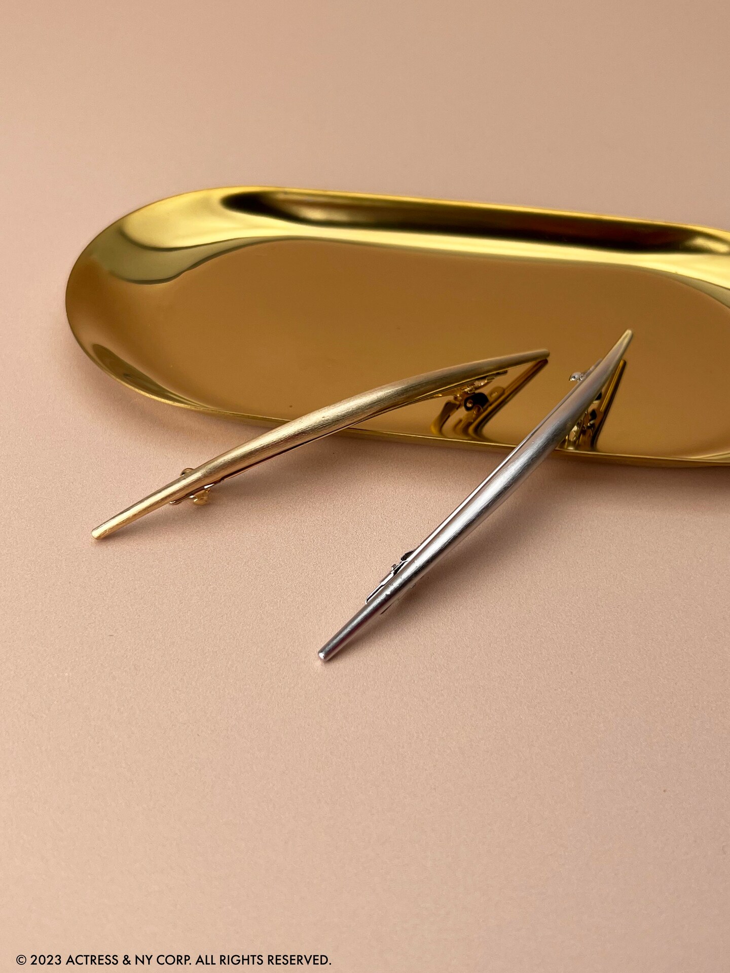CC Fashion hair pins Minimalist Gold Amazon.com : The Hair Edit Modern Bobby Pins - Gold Metal  main image 3