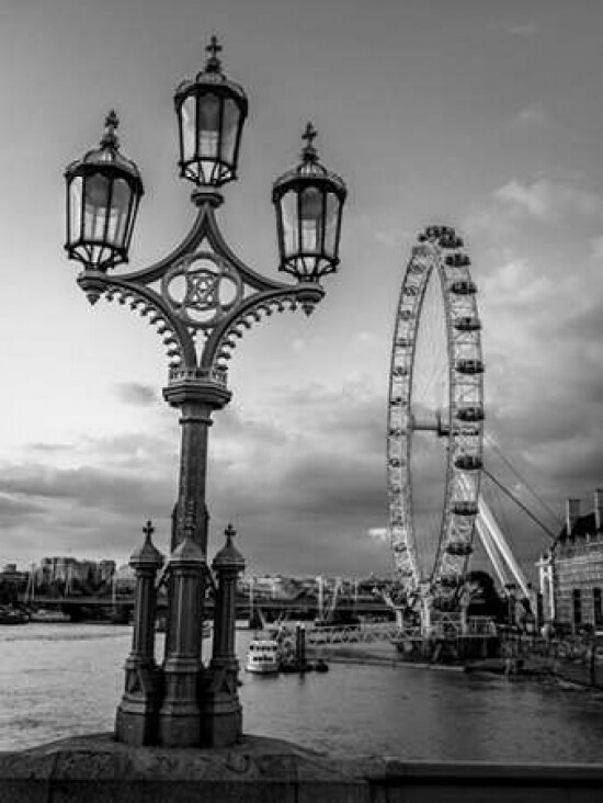 Street lamp with London Eye, London, UK Poster Print by  Assaf Frank - Item # VARPDXAF20150731051C01