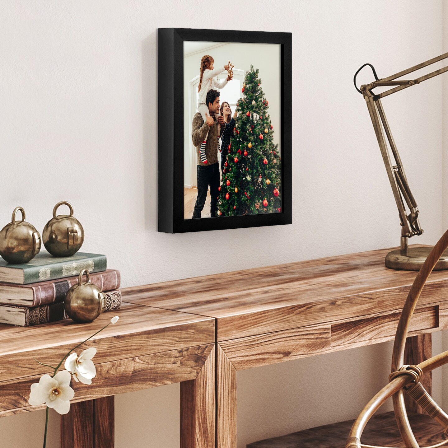Americanflat Gallery-Style Picture Frame - Ideal Frame for Gallery Wall Display - Showcase Artwork, Prints, and Photos - Shatter Resistant Glass - Hanging Hardware with Drywall Anchor