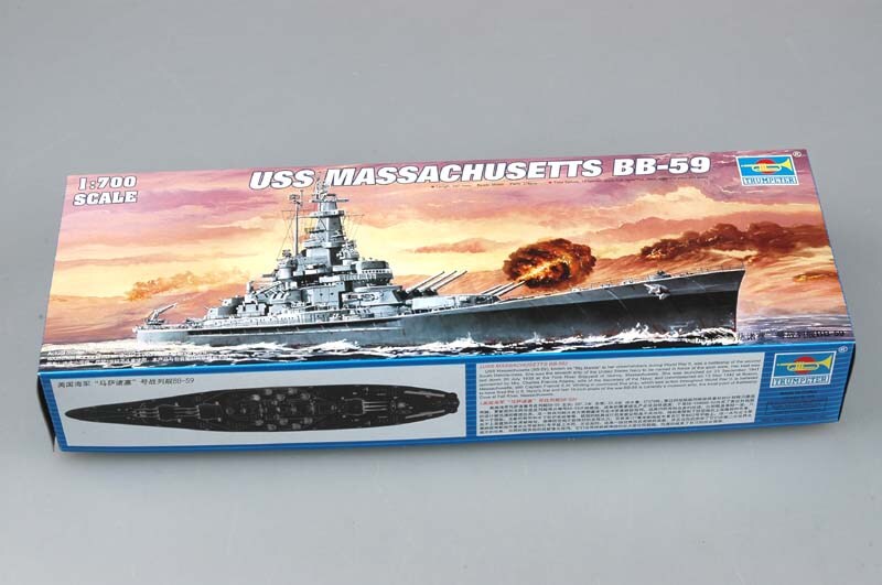 Trumpeter  1/700 MASSACHUSETTS (BB-59) 1/700 Plastic Model