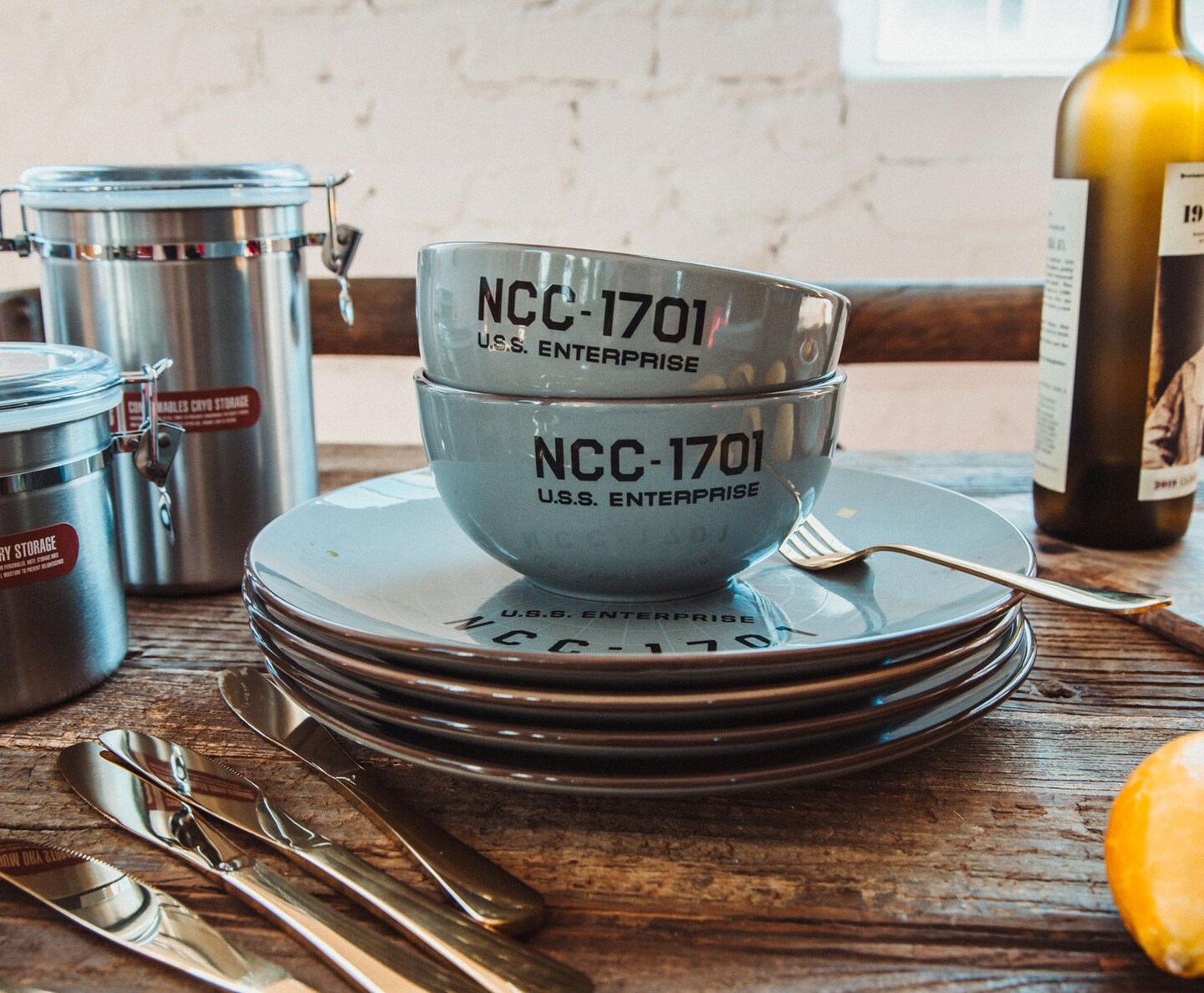 Star Trek NCC-1701 Dinnerware - Thumbnail 4