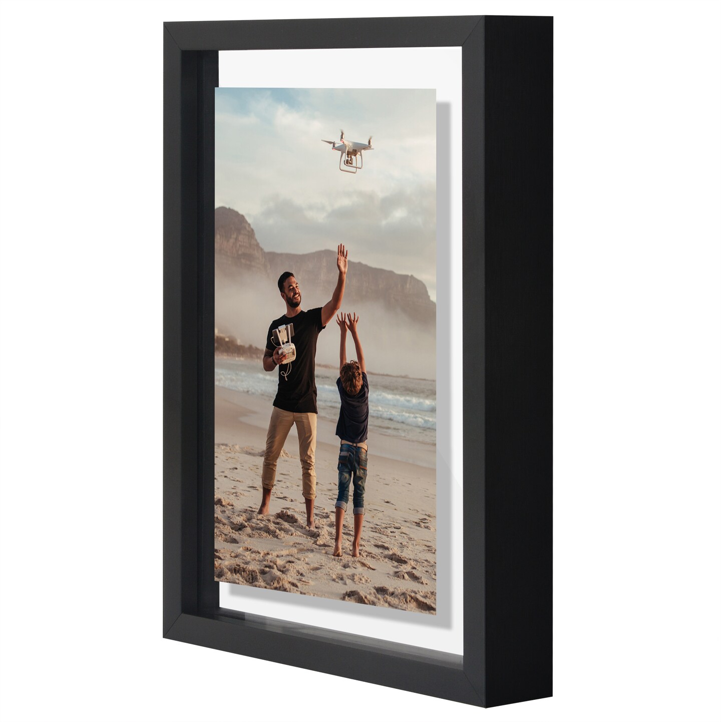 Americanflat Floating Aluminum Picture Frame - Sleek Aluminum Photo Frame for Wall Display - Black Metal Molded Frame - Shatter Resistant Glass - Hanging Hardware