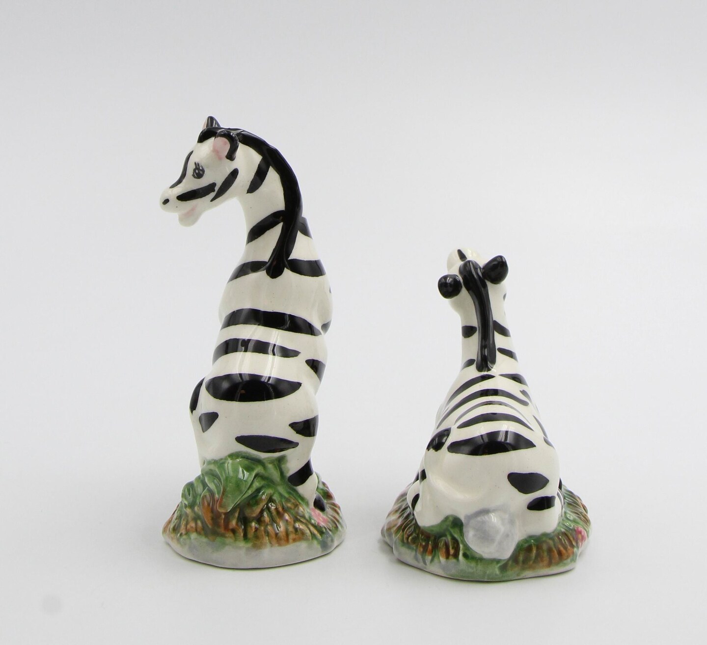 Ceramic Zebra Salt And Pepper Shakers, Home D&#xE9;cor, Gift for Her, Gift for Mom, Kitchen D&#xE9;cor