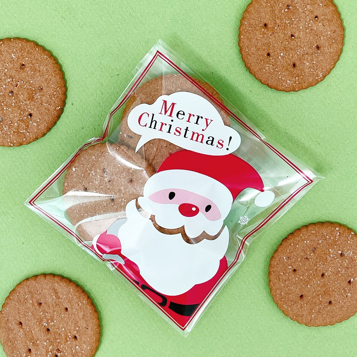 Wrapables Transparent Self-Adhesive 4" x 4" Candy and Cookie Bags, Favor Treat Bags for Christmas Parties and Holidays (200pcs)