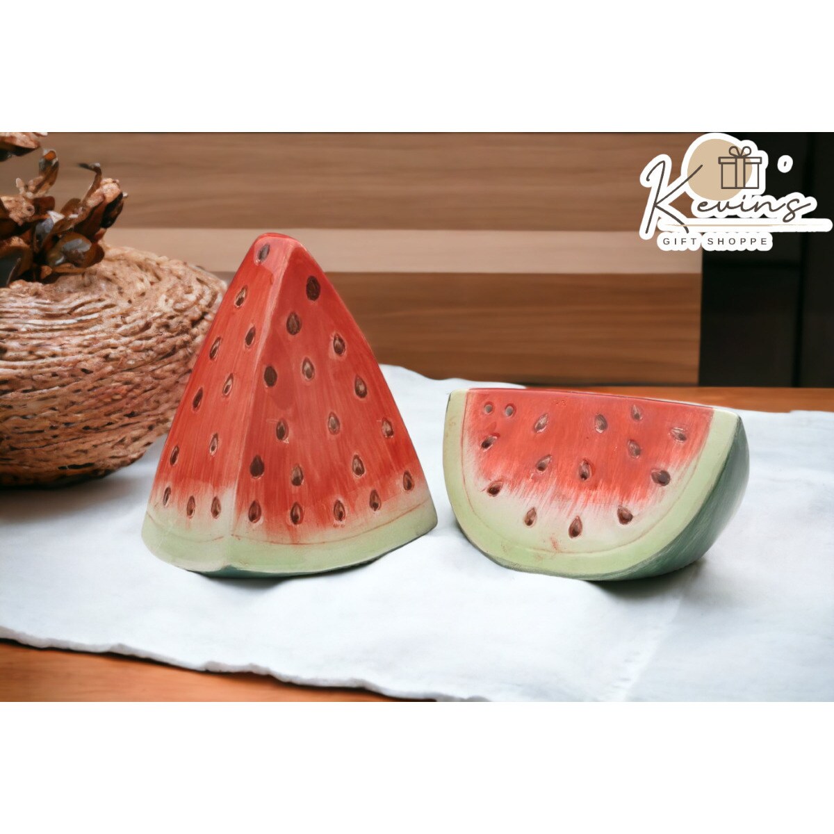 kevinsgiftshoppe Hand Painted Ceramic Watermelon Salt and Pepper Shakers Home Decor   Kitchen Decor