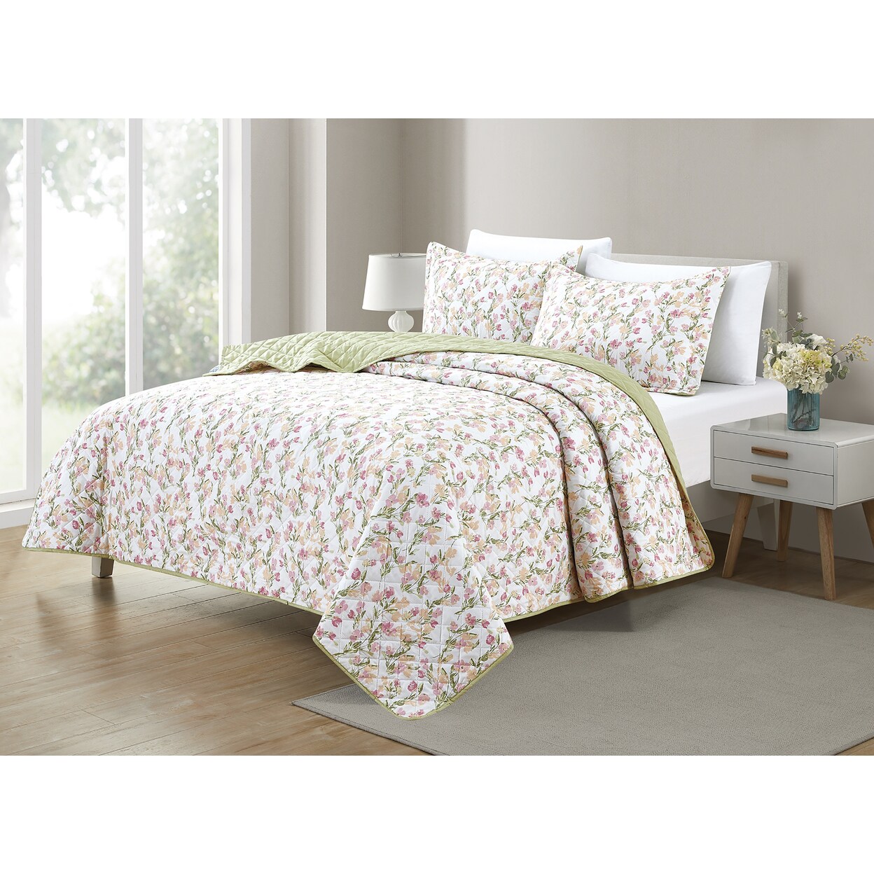 Bibb Home   3 Piece Printed Reversible Quilt Set