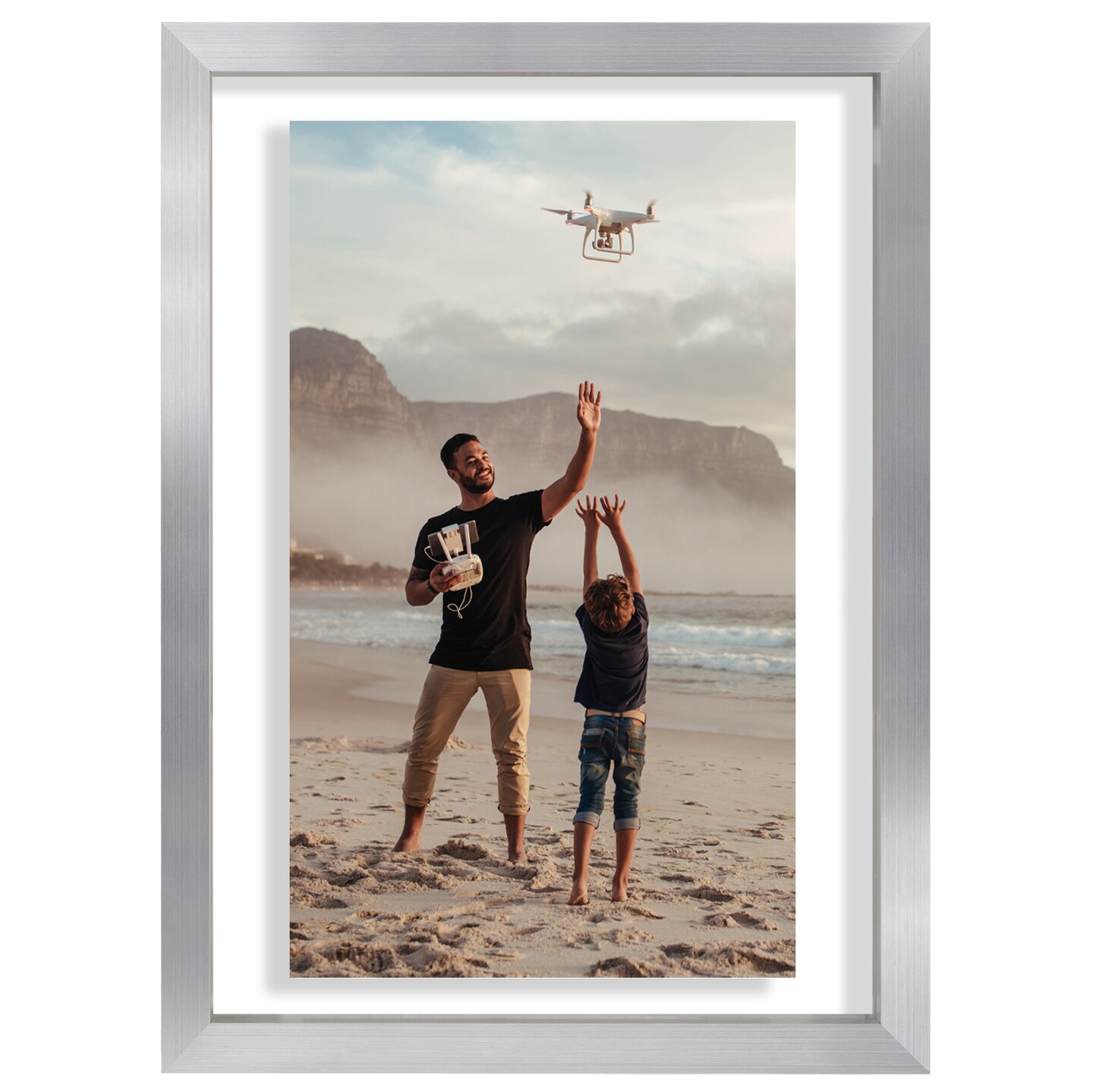 Americanflat Floating Aluminum Picture Frame - Sleek Aluminum Photo Frame for Wall Display - Black Metal Molded Frame - Shatter Resistant Glass - Hanging Hardware