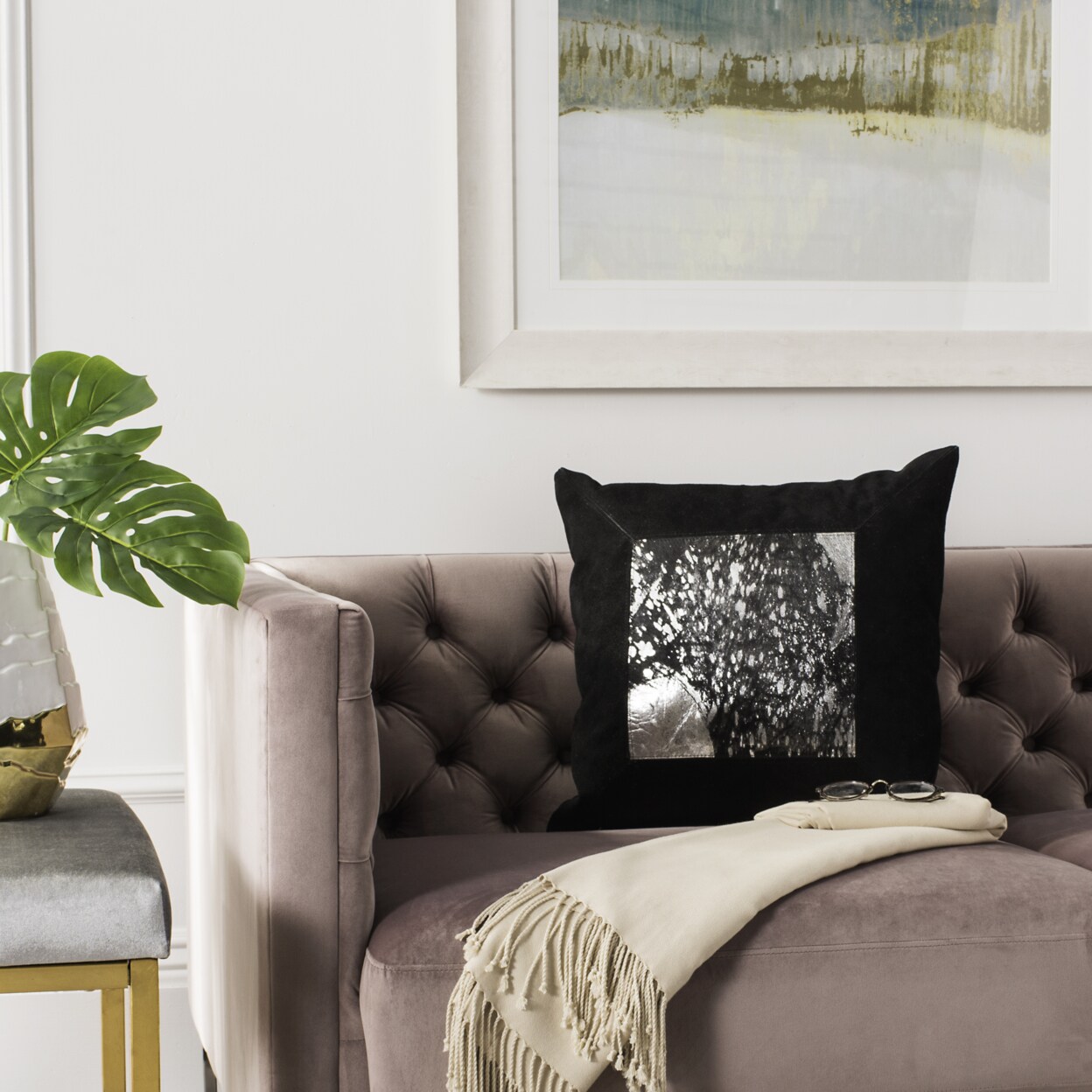 Safavieh Sonoma Metallic Cowhide 20&#x22; X 20&#x22; Pillow Black Home Decor Pillow Throw