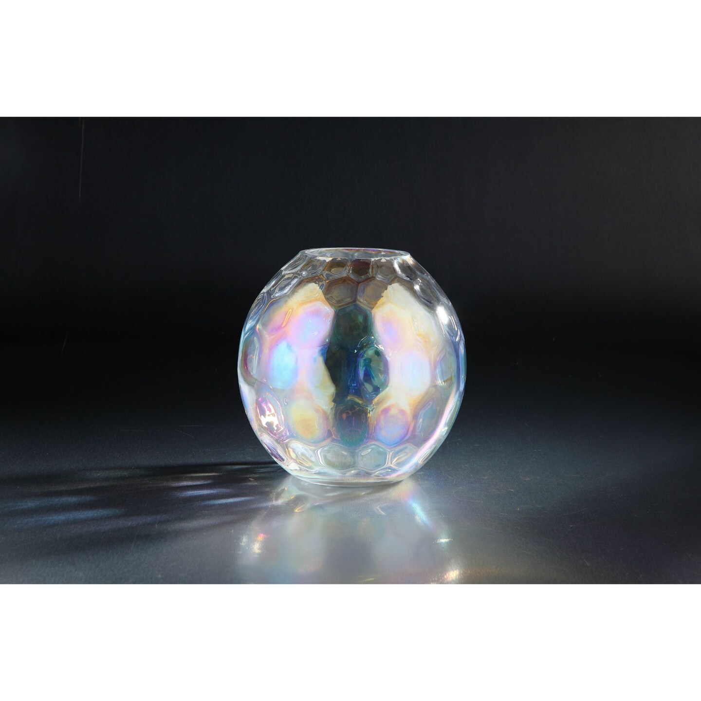 CC Home Furnishings 8.5&#x22; Clear Spherical Glass Vase
