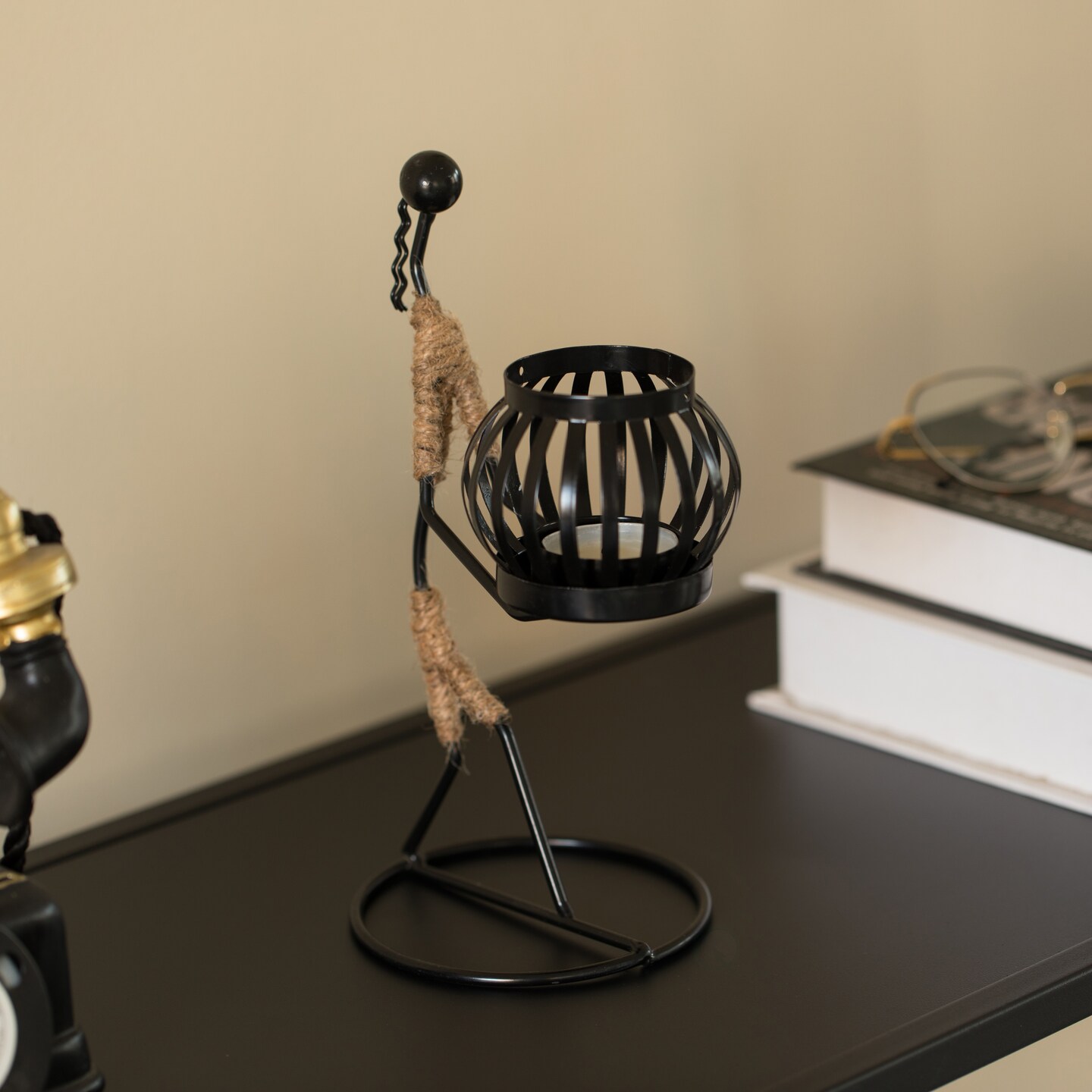 Wire Figure Candle Holder Decorative Modern Tea Light Lantern Tabletop Centerpiece Candle Stand
