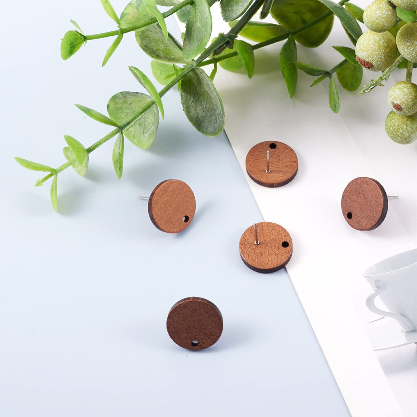 20 Pairs Walnut Wood Flat Round Shape Earring Findings 15mm Coconut Brown Dangle Stud Pendants with 304 Stainless Steel Pin for DIY Wooden Earrings Making