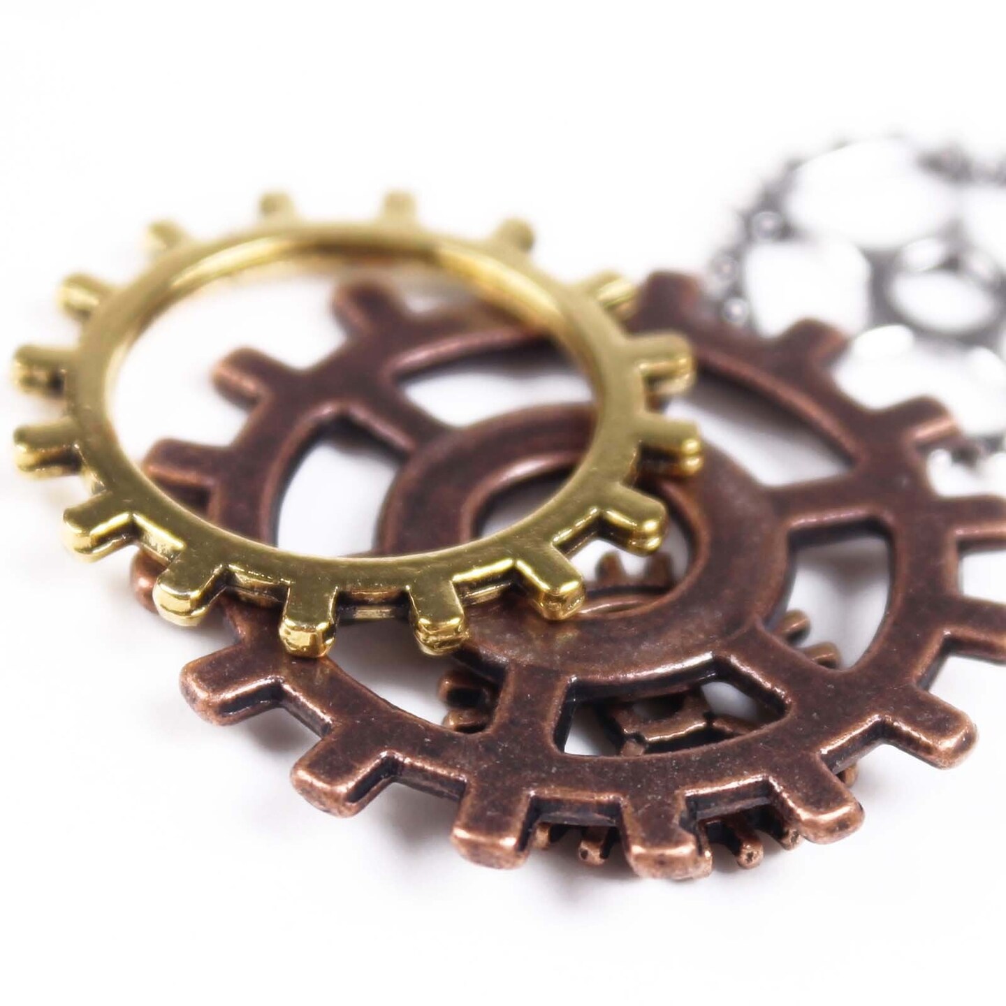 80 Pieces 100 Gram DIY Assorted Color Antique Metal Steampunk Gears Charms Pendant Clock Watch Wheel Gear for Crafting, Jewelry Making Accessory