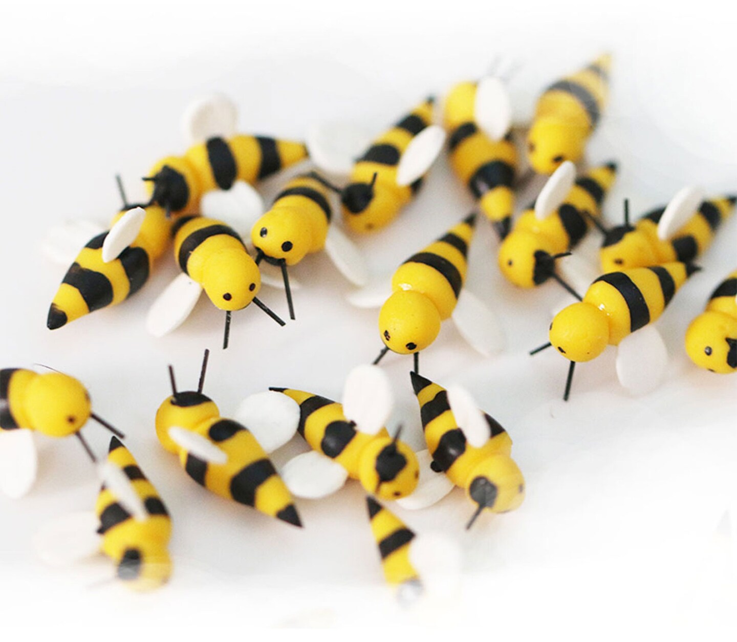 Dress My Craft Miniature 2/Pkg-Figure Honey Bee