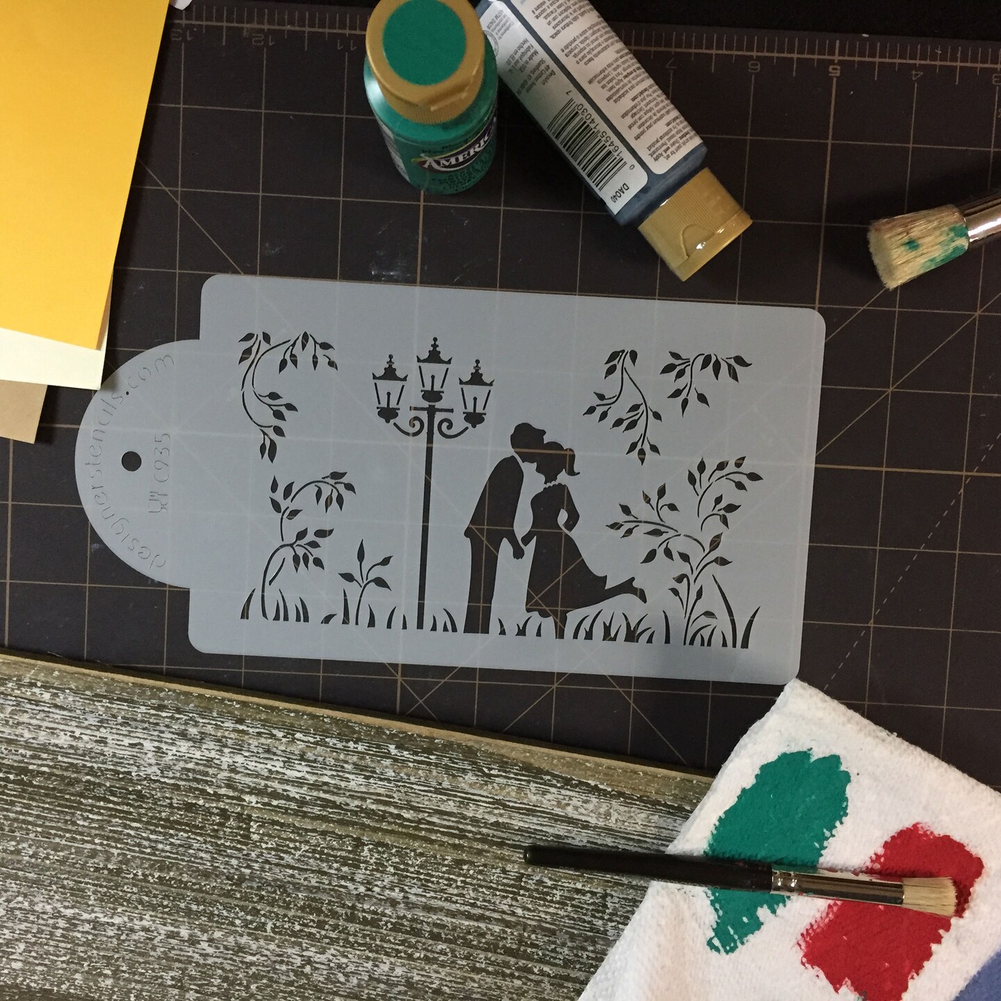 Kissing Couple Silhouette Cake Stencil | C935 by Designer Stencils | Cake Decorating Tools | Baking Stencils for Royal Icing, Airbrush, Dusting Powder | Reusable Plastic Food Grade Stencil for Cakes | Easy to Use & Clean Cake Stencil