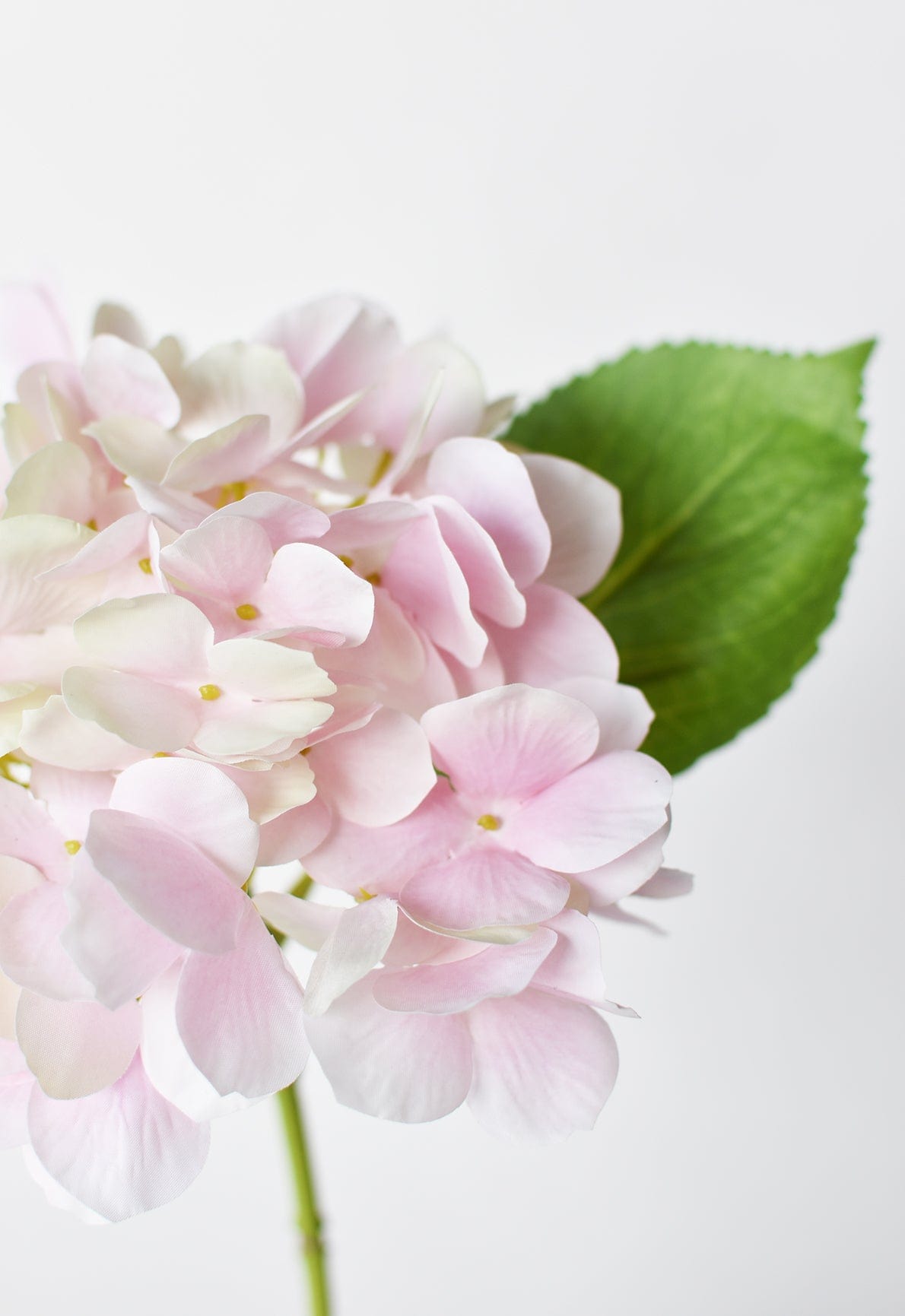 10&#x22; Faux Light Pink Hydrangea Stem