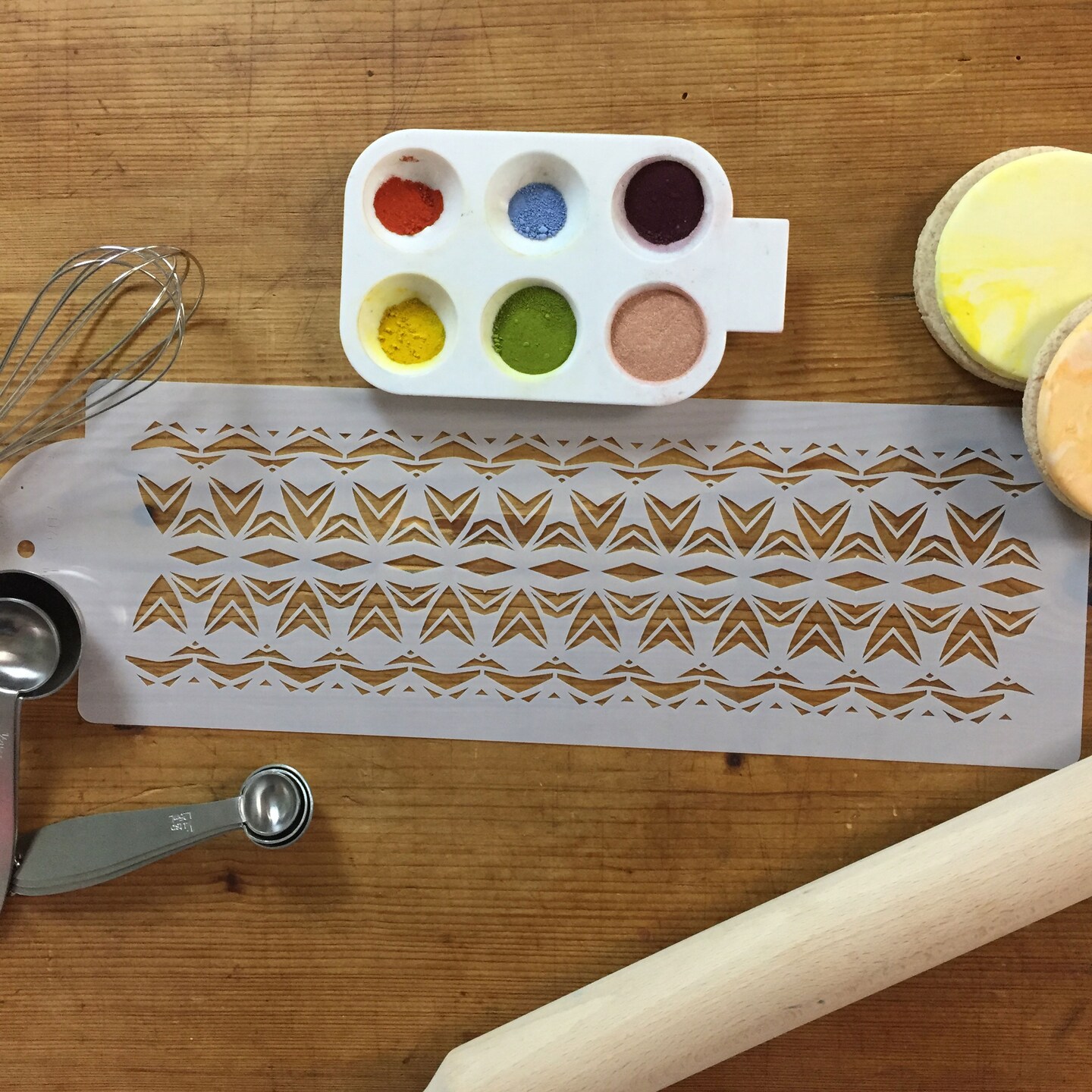 Aztec Cake Stencil Border | C907 by Designer Stencils | Cake Decorating Tools | Baking Stencils for Royal Icing, Airbrush, Dusting Powder | Reusable Plastic Food Grade Stencil for Cakes | Easy to Use &#x26; Clean Cake Stencil