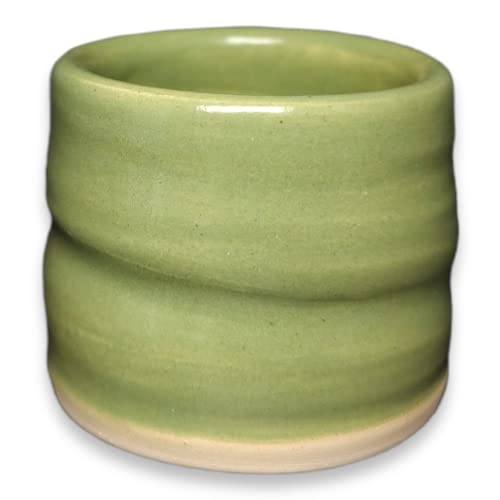 Penguin Pottery - Gentoo Series - Maluma Green - Low Fire Glaze Cone 06-04 for Low Fire Clay - Ceramic Glaze Pottery (1 Pint | 16 oz | 473 ml)