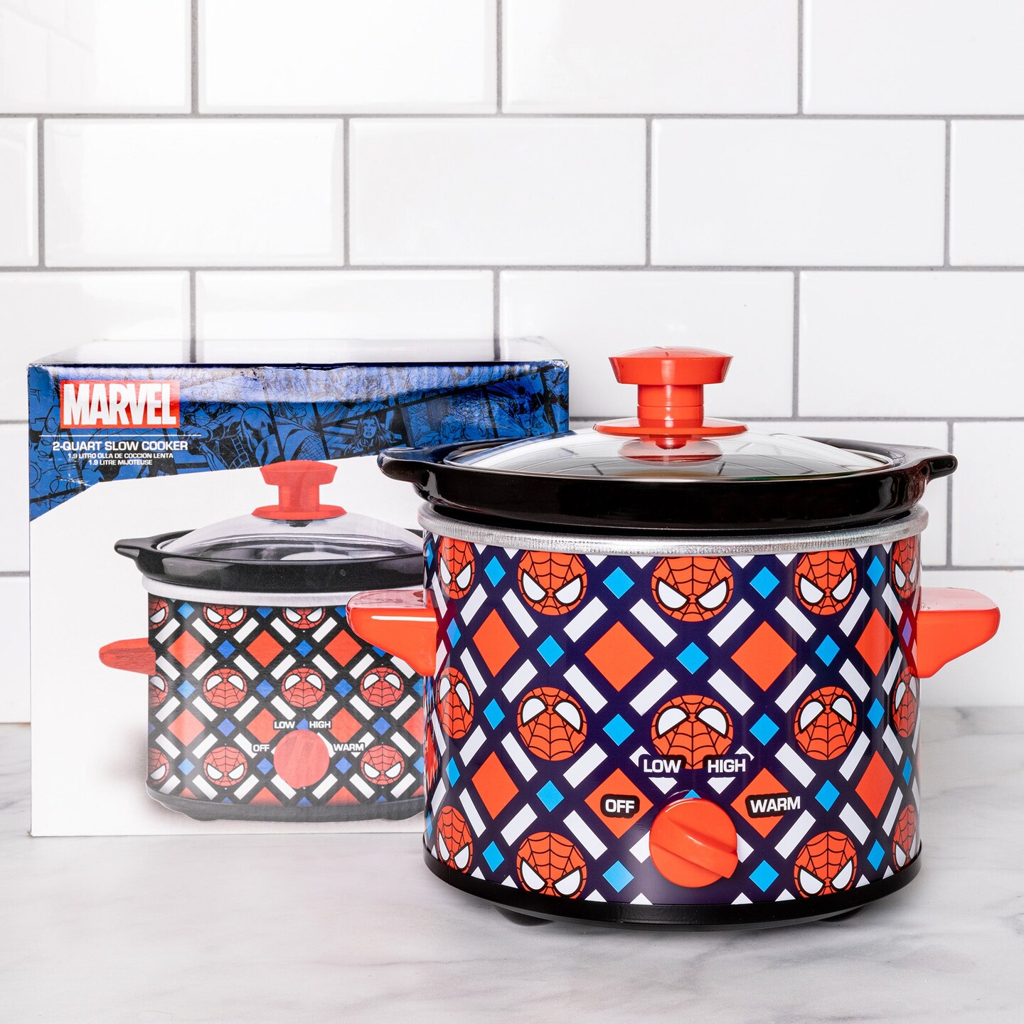 Uncanny Brands Marvel Spiderman 2 Quart Slow Cooker