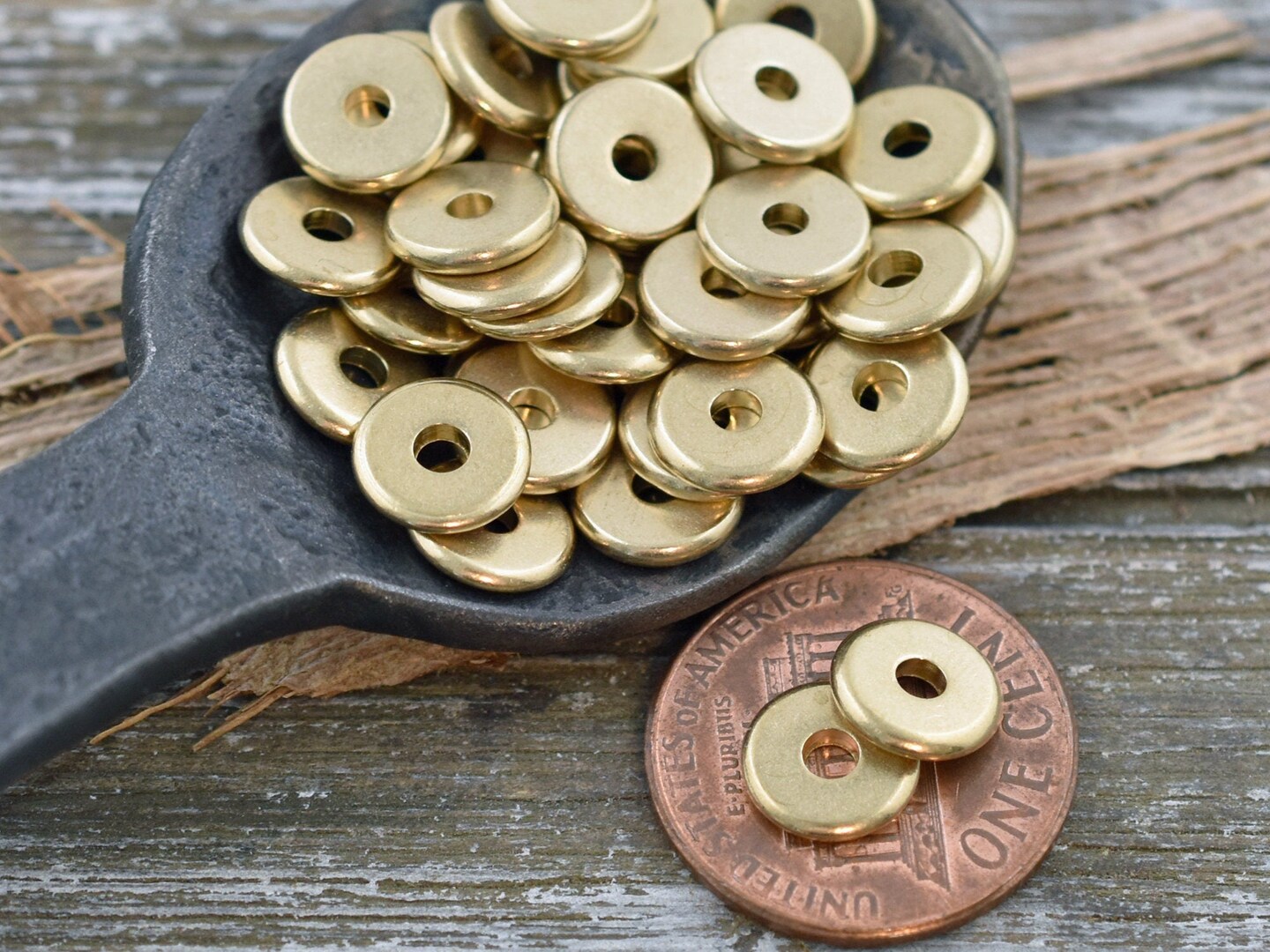 *100* 8x1mm Brass Washer Spacer Beads